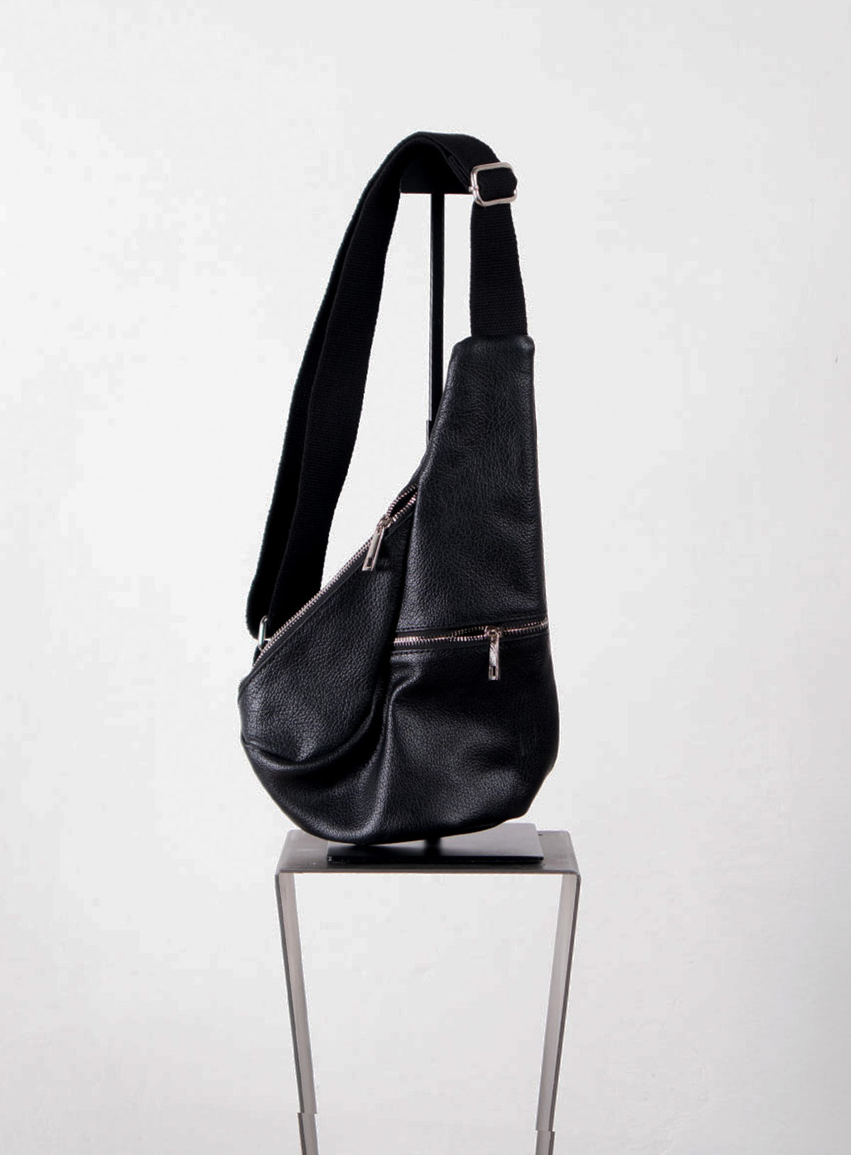 Marsupio piccolo con cerniere in pelle - OVERGROUND STORE