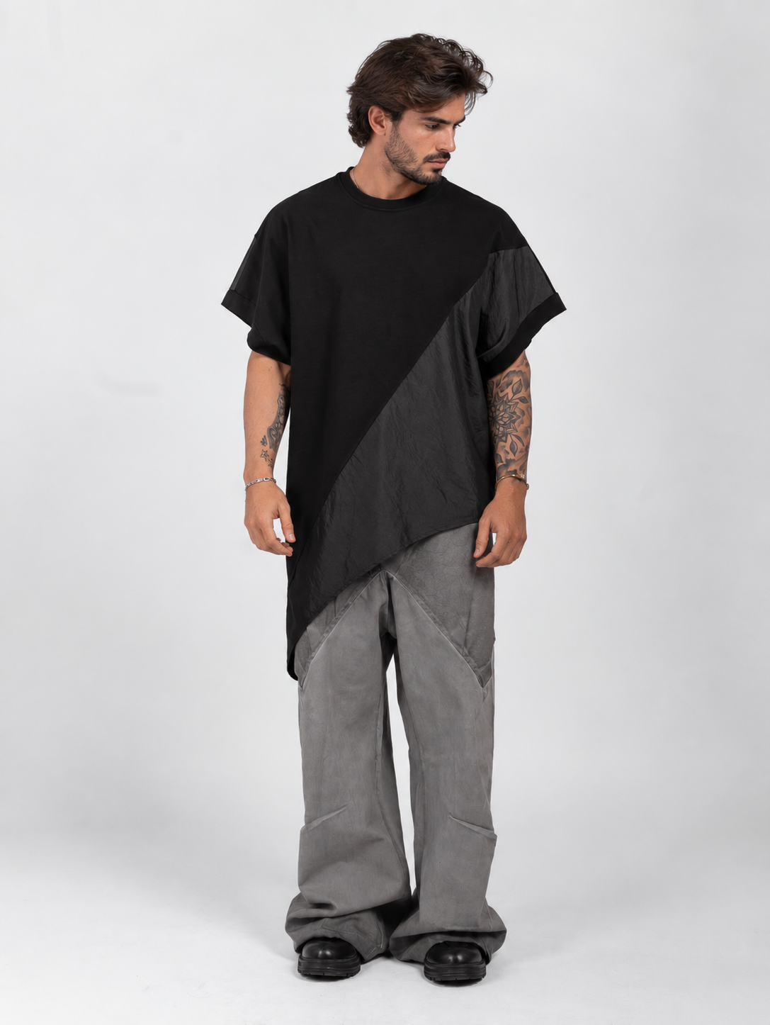ASYMMETRIC OVERSIZED SWEATER WITH POINT
