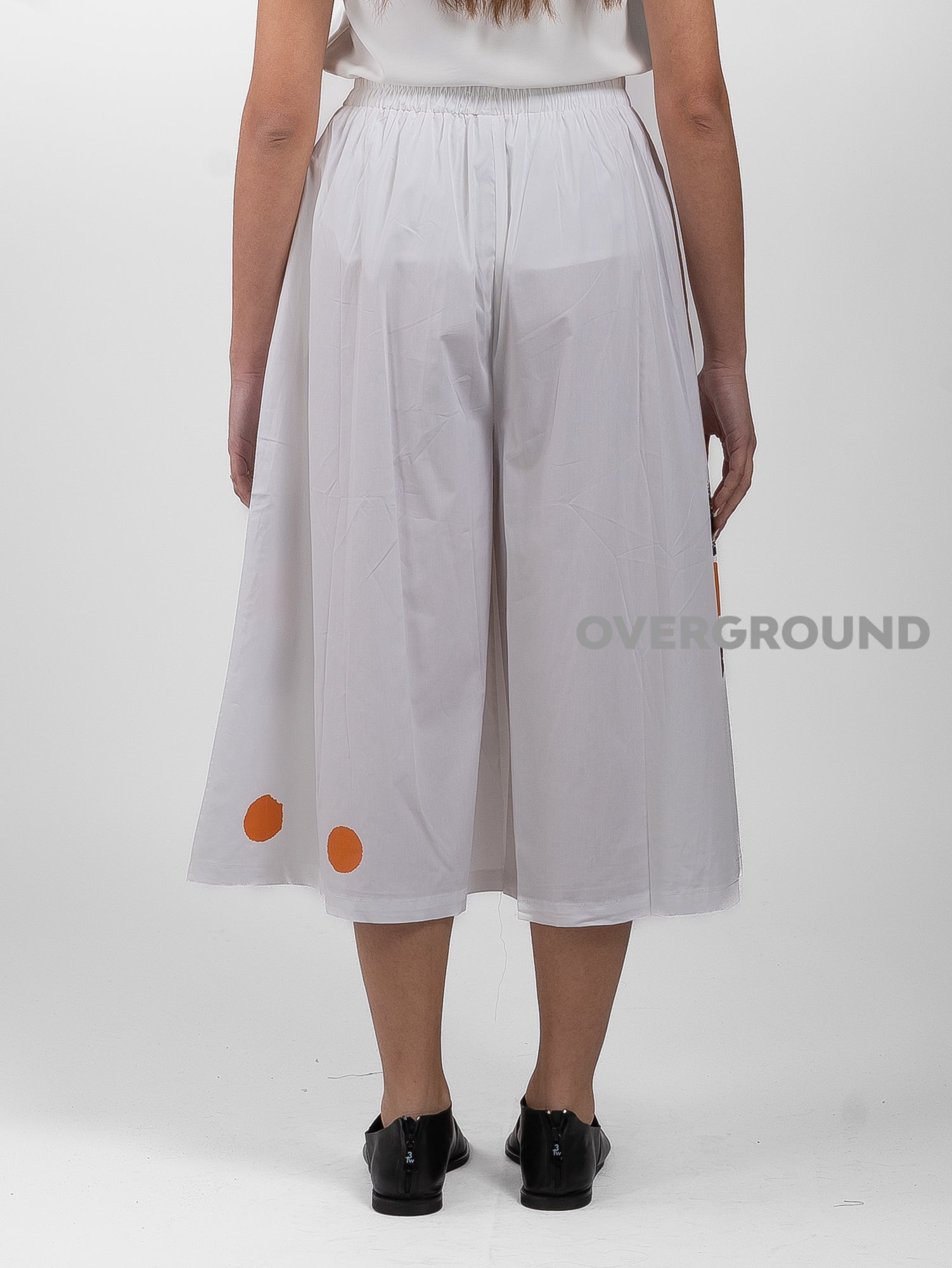 PANTALONE OVER CON MARGHERITE SUL GAMBULE - OVERGROUND STORE