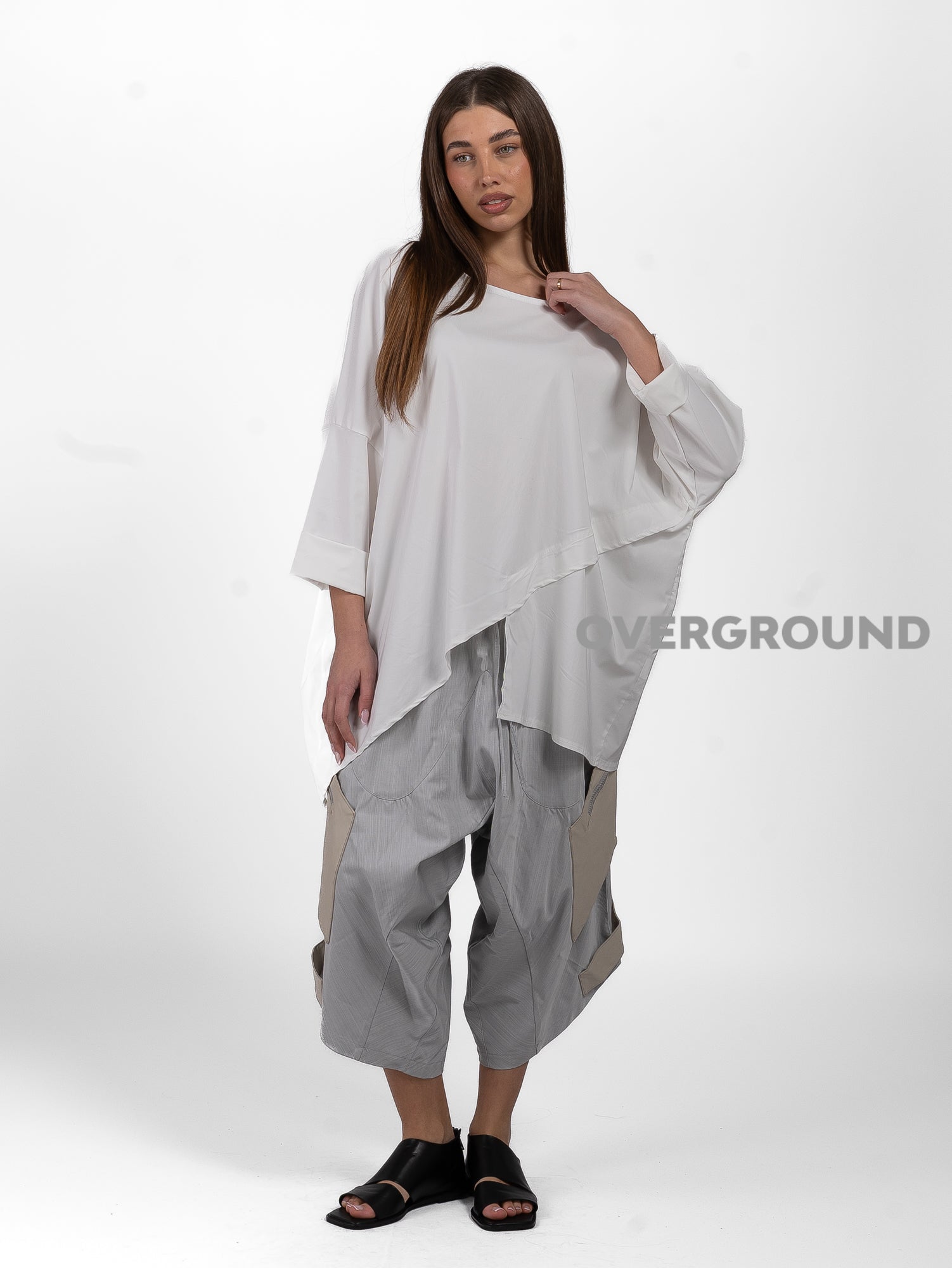 PANTALONE OVER CORTO IN FONDO CON TASCHE LATERALI - OVERGROUND STORE