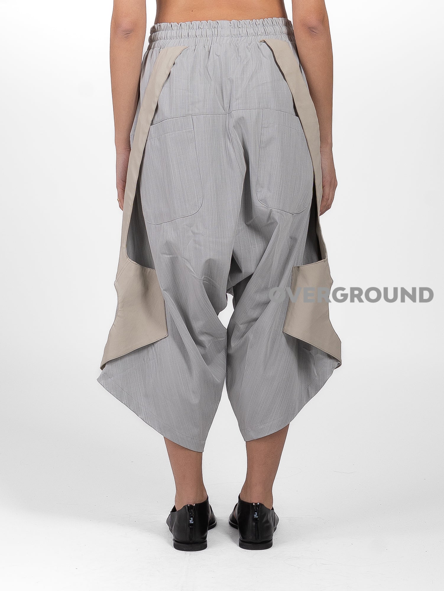 PANTALONE OVER CORTO IN FONDO CON TASCHE LATERALI - OVERGROUND STORE