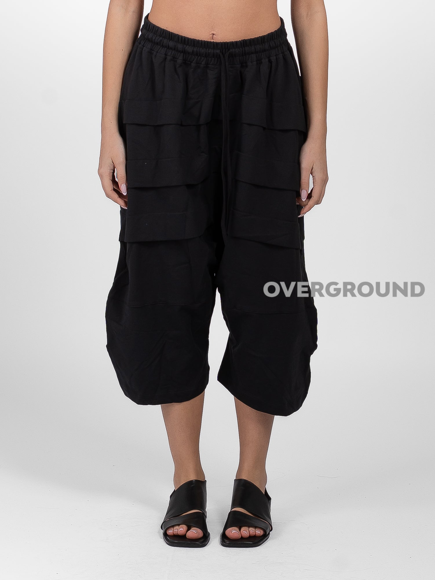 PANTALONE CORTO CAVALLO BASSO CON BALZE DAVANTI - OVERGROUND STORE