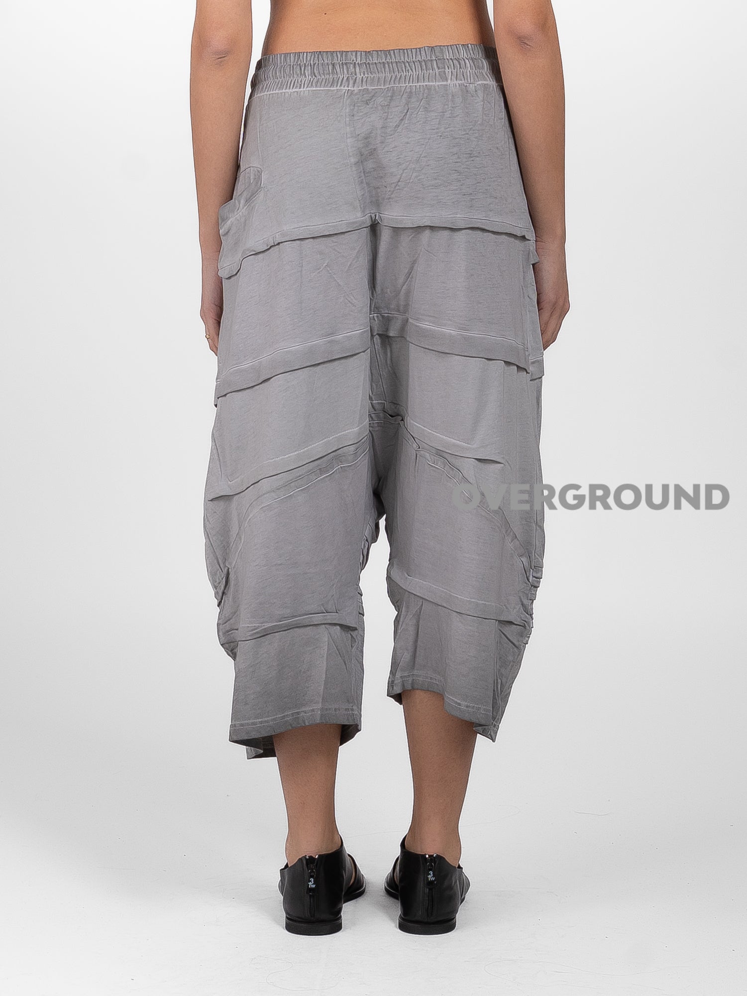 PANTALONE CORTO CAVALLO BASSO CON PIEGHE DAVANTI - OVERGROUND STORE