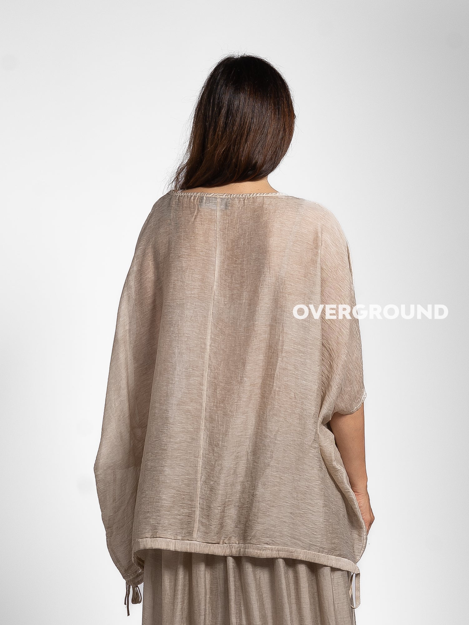BLUSA OVER SMANICATA CON RIPRESA IN FONDO