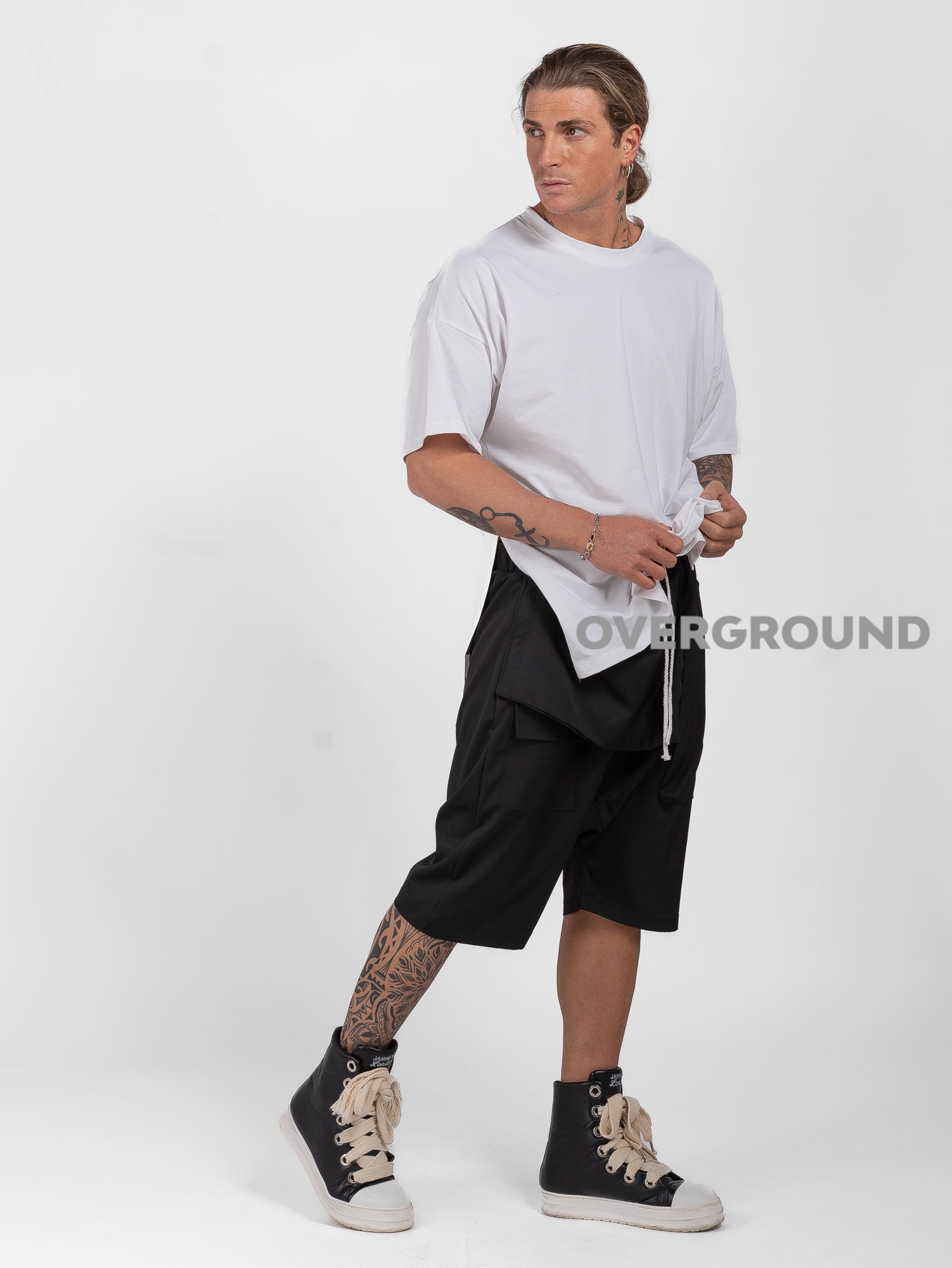 PANTALONCINO CON PATTINA A STRAPPO - OVERGROUND STORE