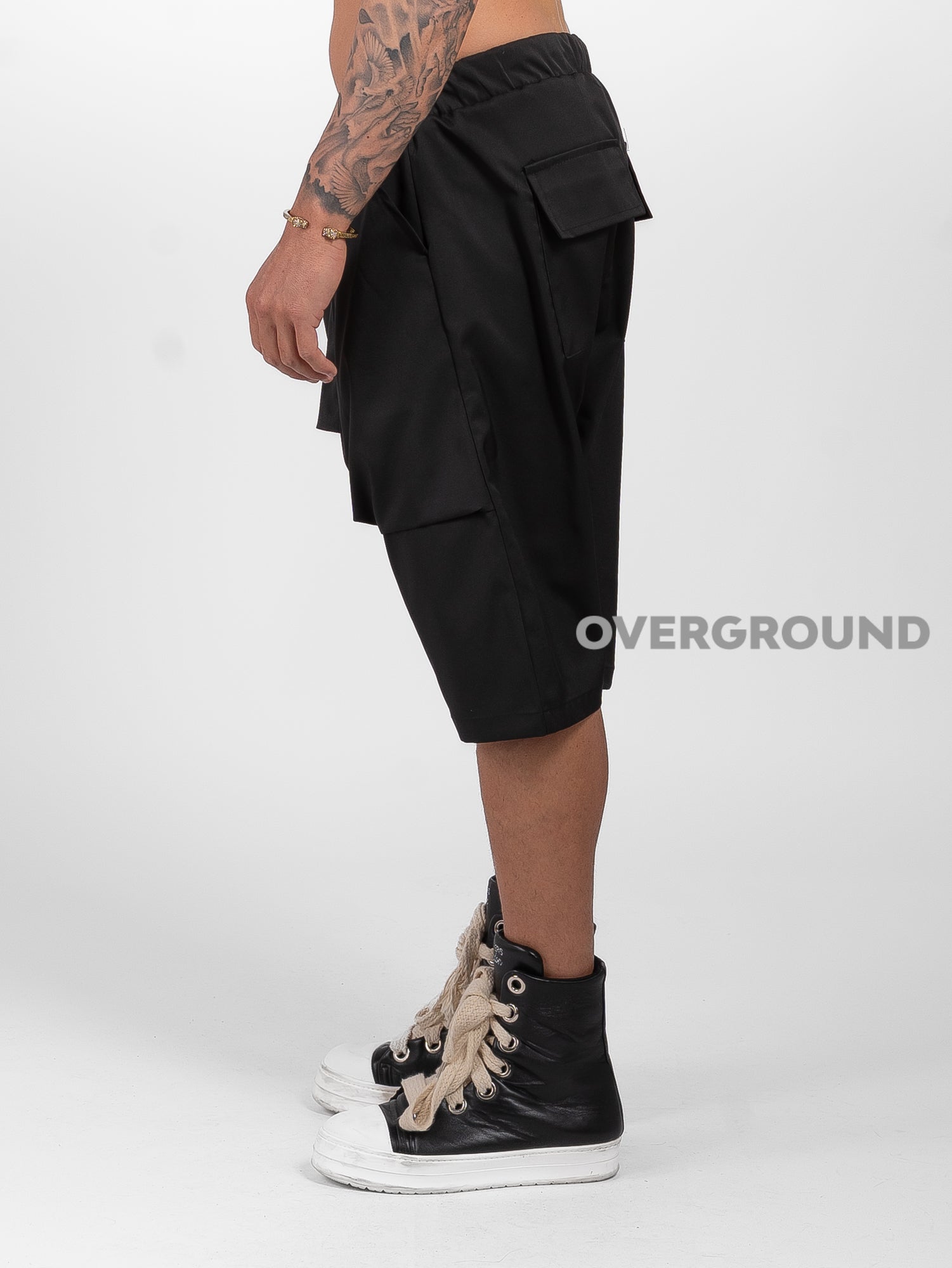 PANTALONCINO CON PATTINA A STRAPPO - OVERGROUND STORE