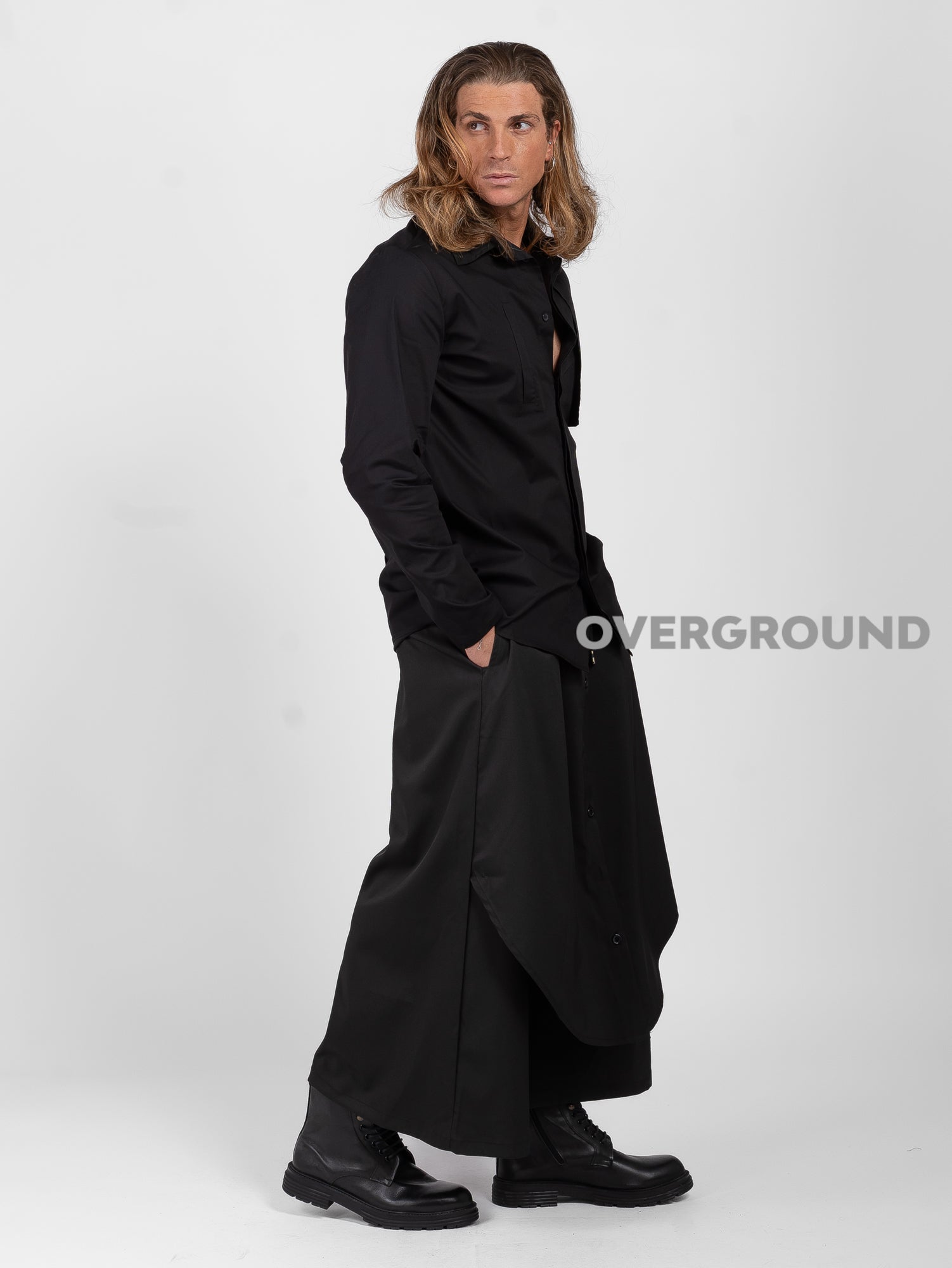 PANTALONI CON BOTTONI FRONTALI A CAVALLO BASSO - OVERGROUND STORE