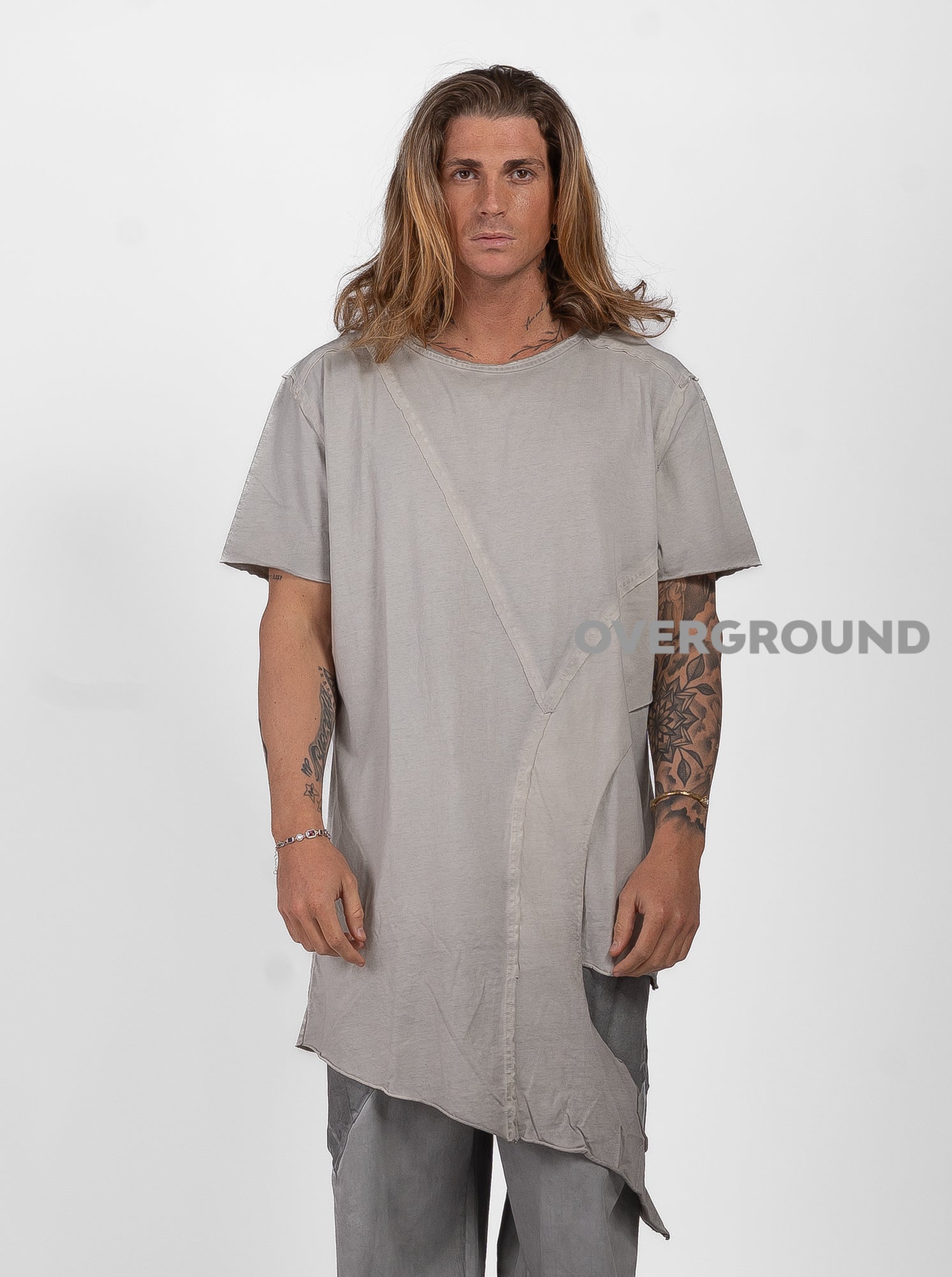 MAGLIA ASIMMETRICA CON SPACCO STONDATO LATERALE - OVERGROUND STORE