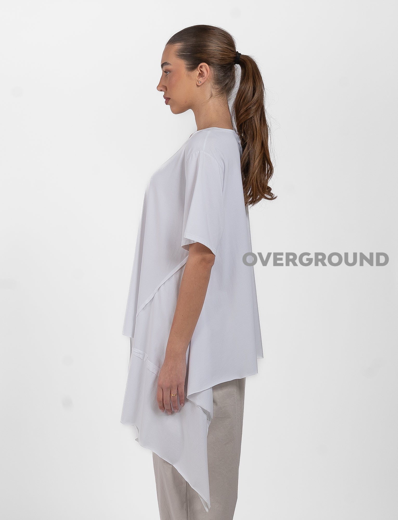 MAGLIA LUNGA ASIMMETRICA CON PUNTE LATERALI E CUCITURE - OVERGROUND STORE