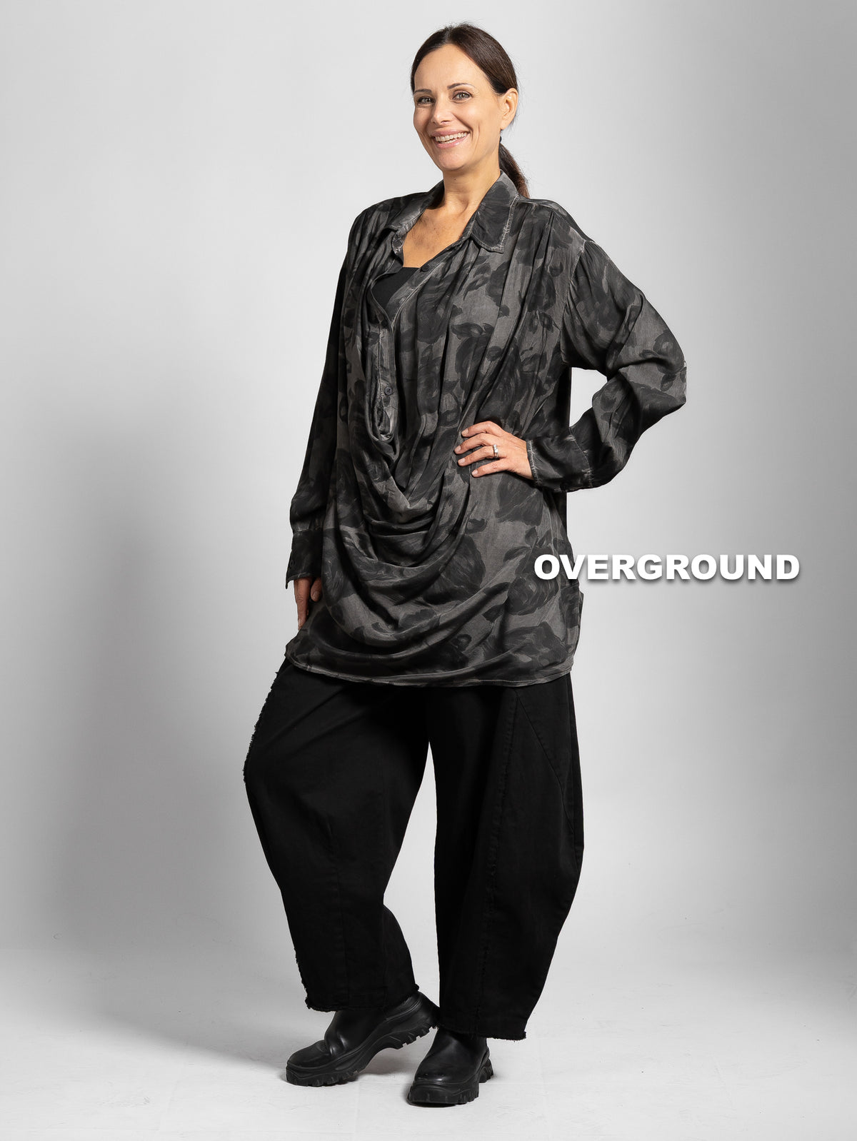 CAMICIA OVER VELATA IN FANTASIA FLOREALE E BOTTONI - OVERGROUND STORE