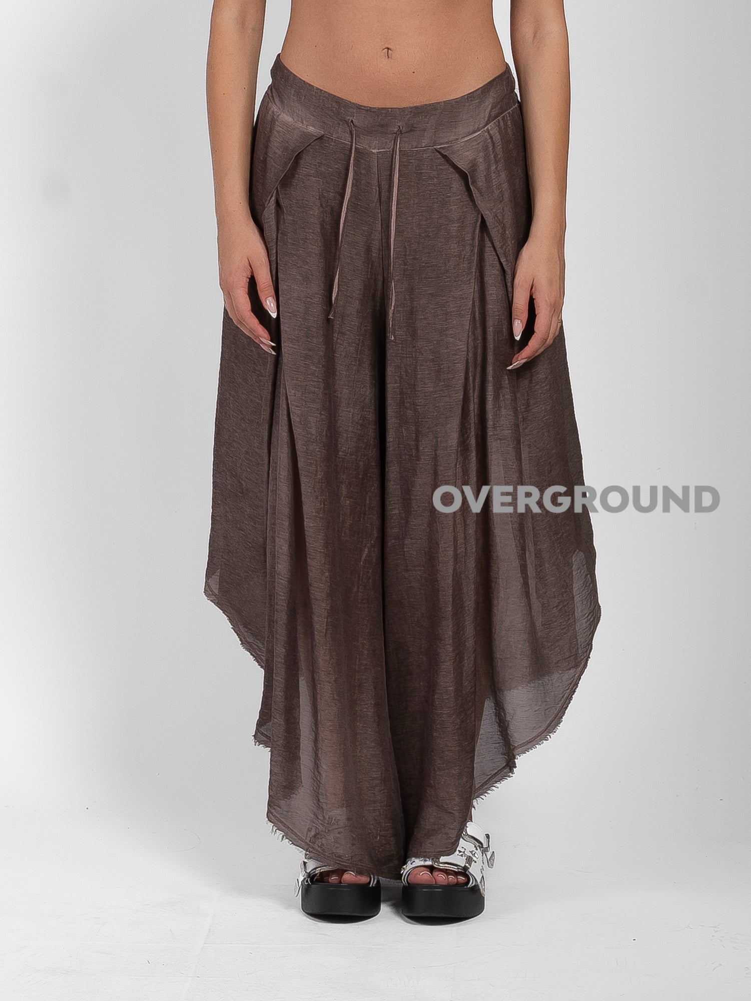 PANTALONE OVER GAMBULE LARGO E APERTO LATERALE