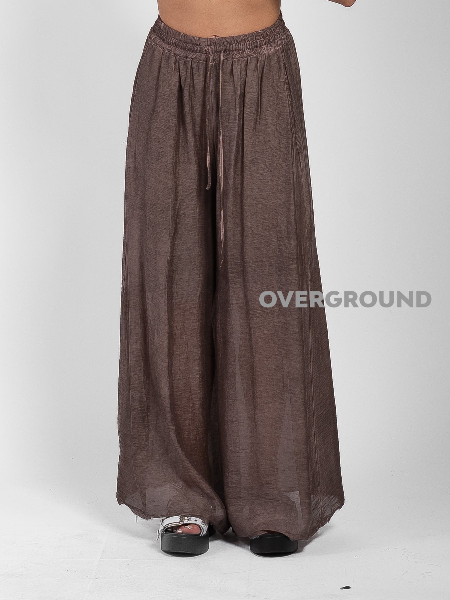 PANTALONE OVER VELATO CON GAMBULE LARGO
