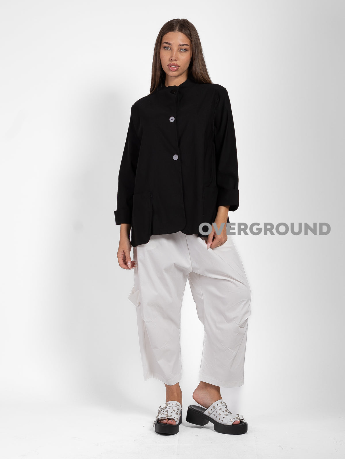 PANTALONE OVER GAMBULE LARGO CON TASCONI DIETRO