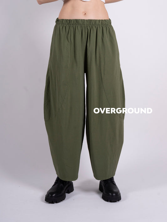PANTALONE OVER CON CUCITURE SUL GAMBULE