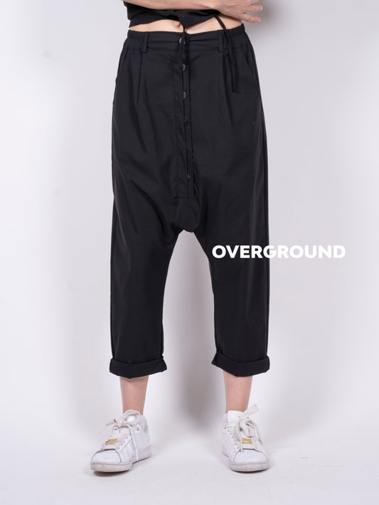 Low crotch trousers with buttons