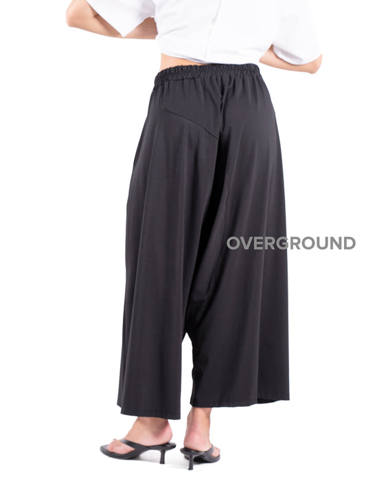 Pantalone a cavallo basso gambule corto e largo - OVERGROUND STORE