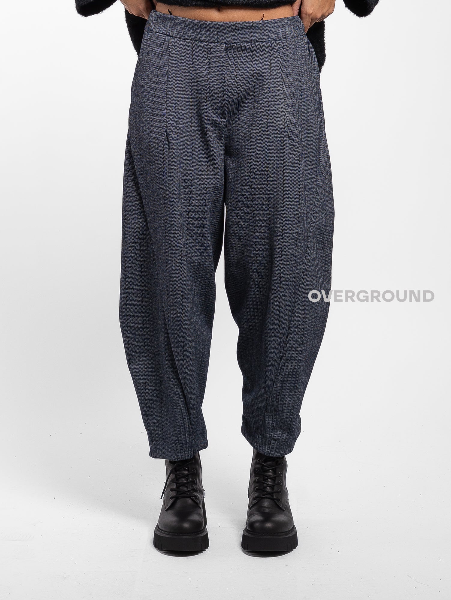 PANTALONE OVER RIGATO CON CUCITURE SUL GAMBULE - OVERGROUND STORE