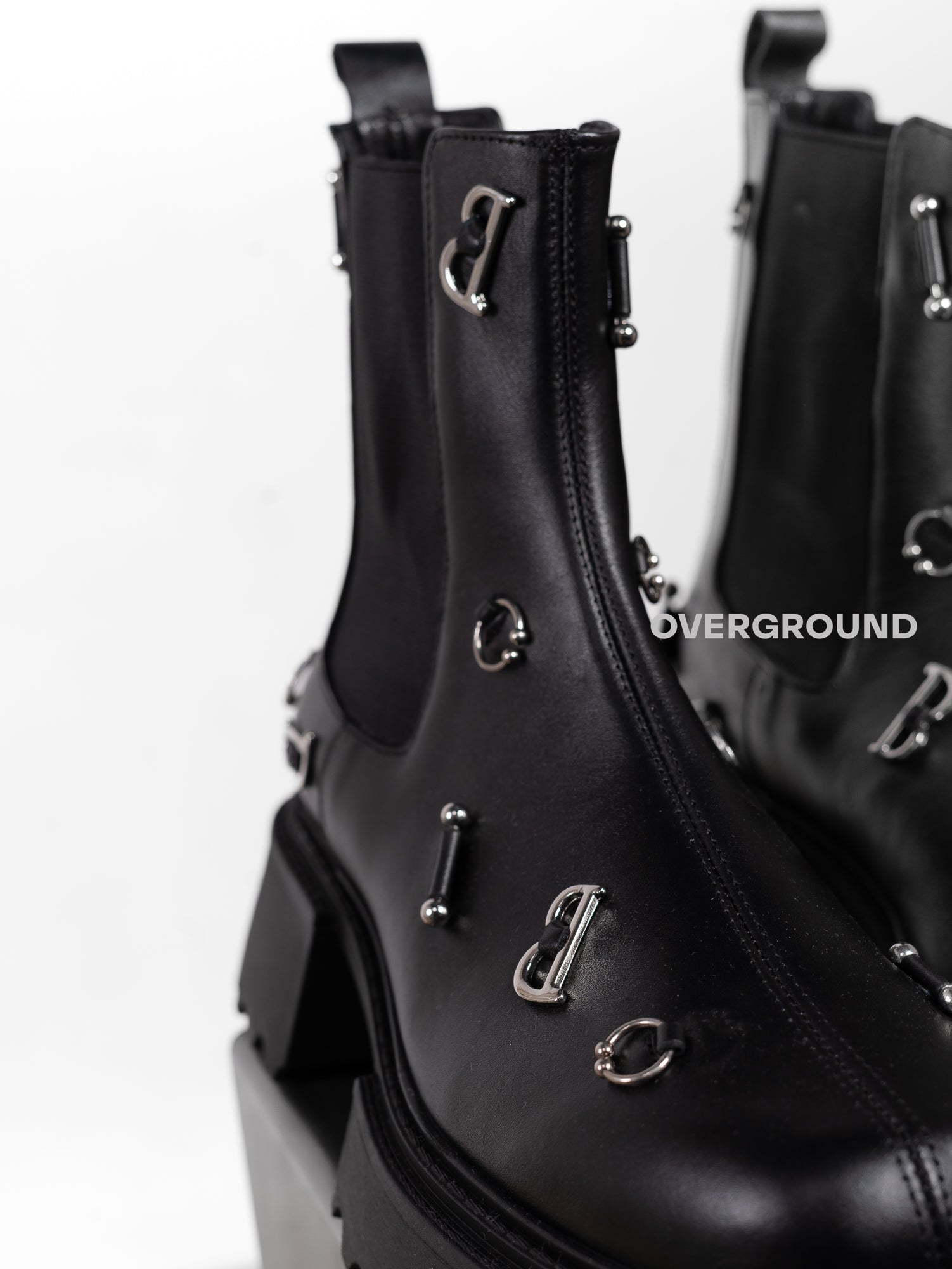 STIVALETTO IN PELLE CON CIONDOLI - OVERGROUND STORE