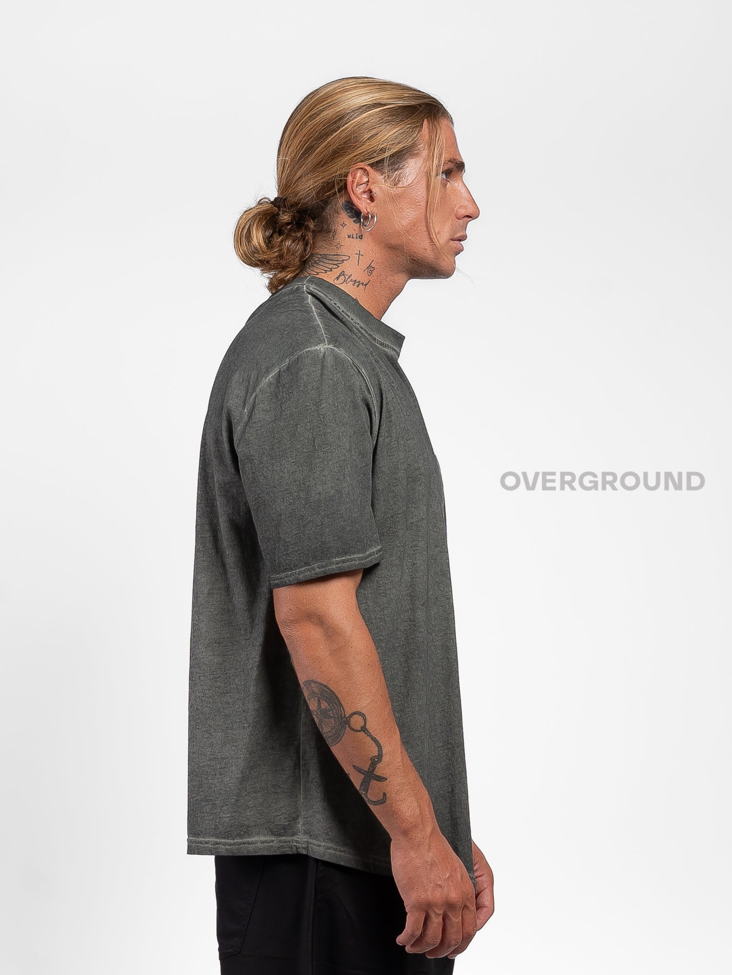 T-SHIRT CON TASCHINO DAVANTI E CUCITURA - OVERGROUND STORE