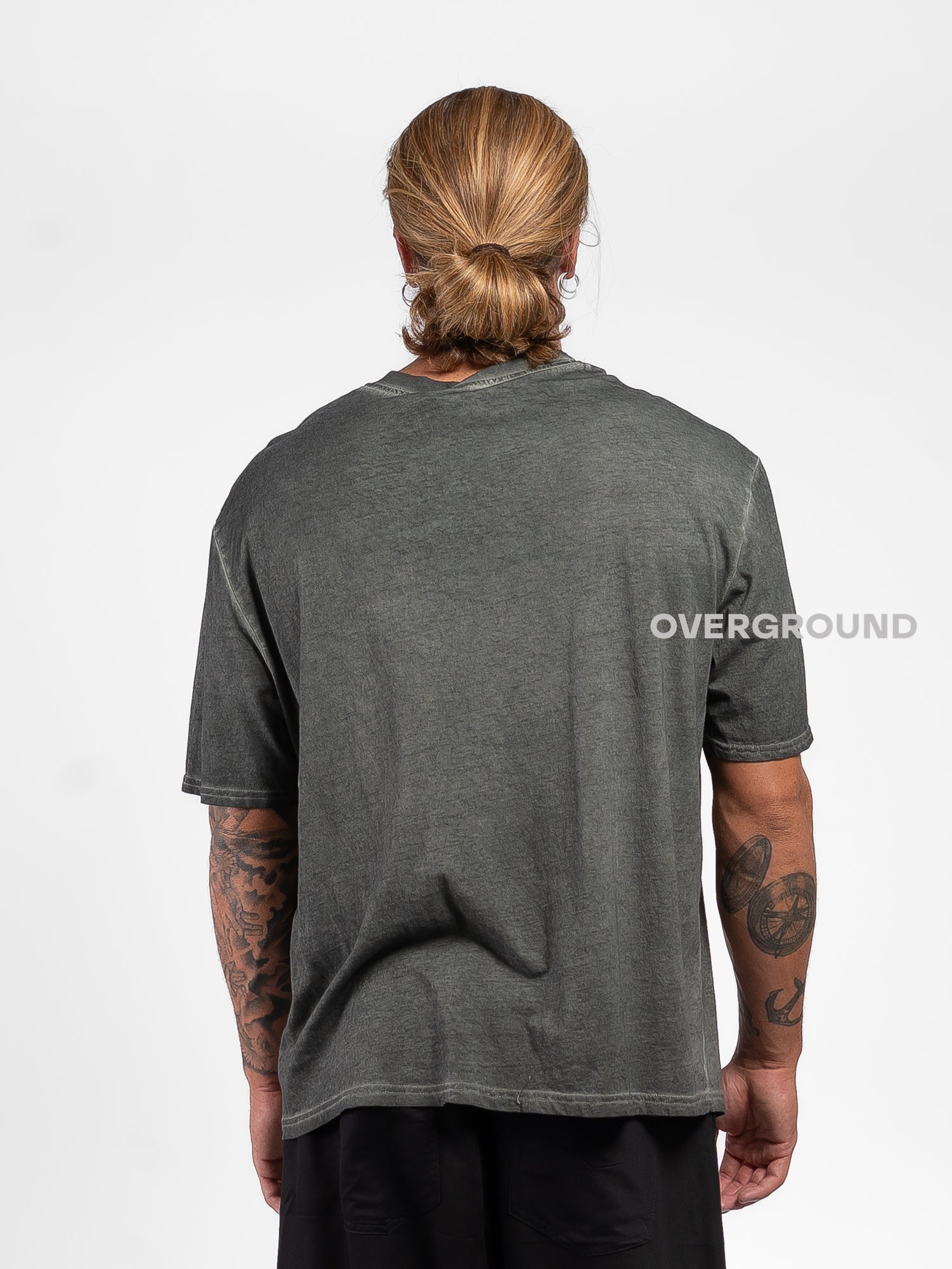 T-SHIRT CON TASCHINO DAVANTI E CUCITURA - OVERGROUND STORE
