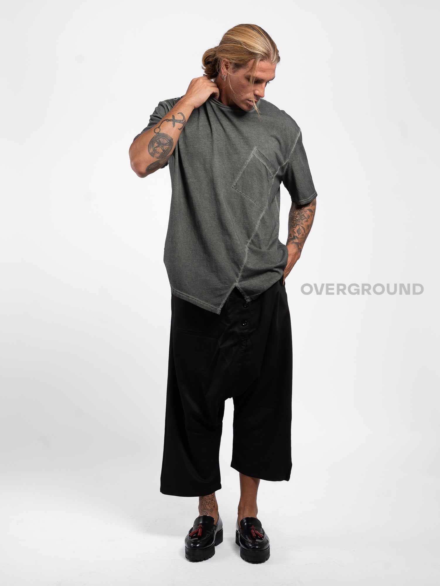 T-SHIRT CON TASCHINO DAVANTI E CUCITURA - OVERGROUND STORE