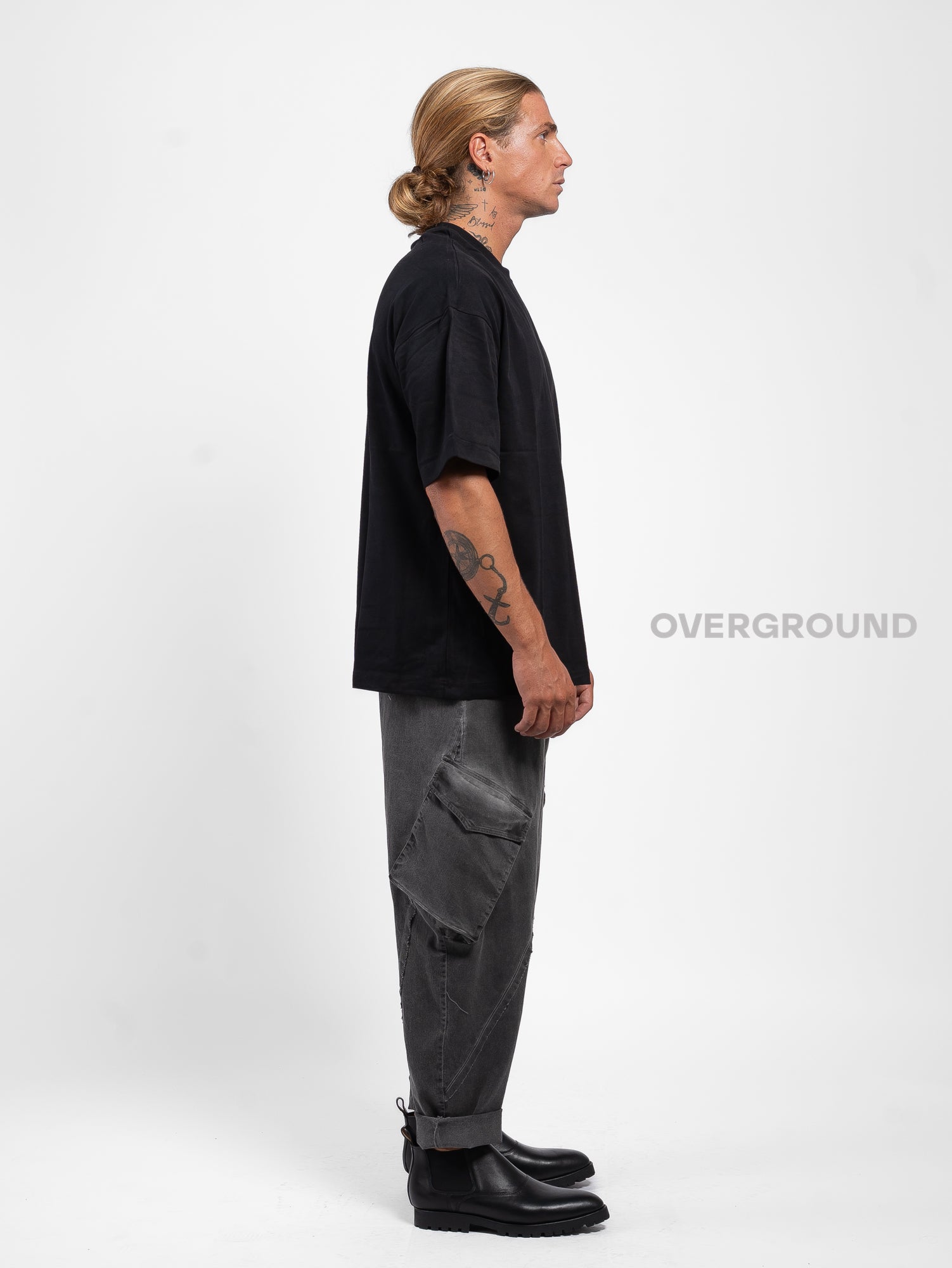 T- SHIRT OVER CON MANICHE LARGE - OVERGROUND STORE