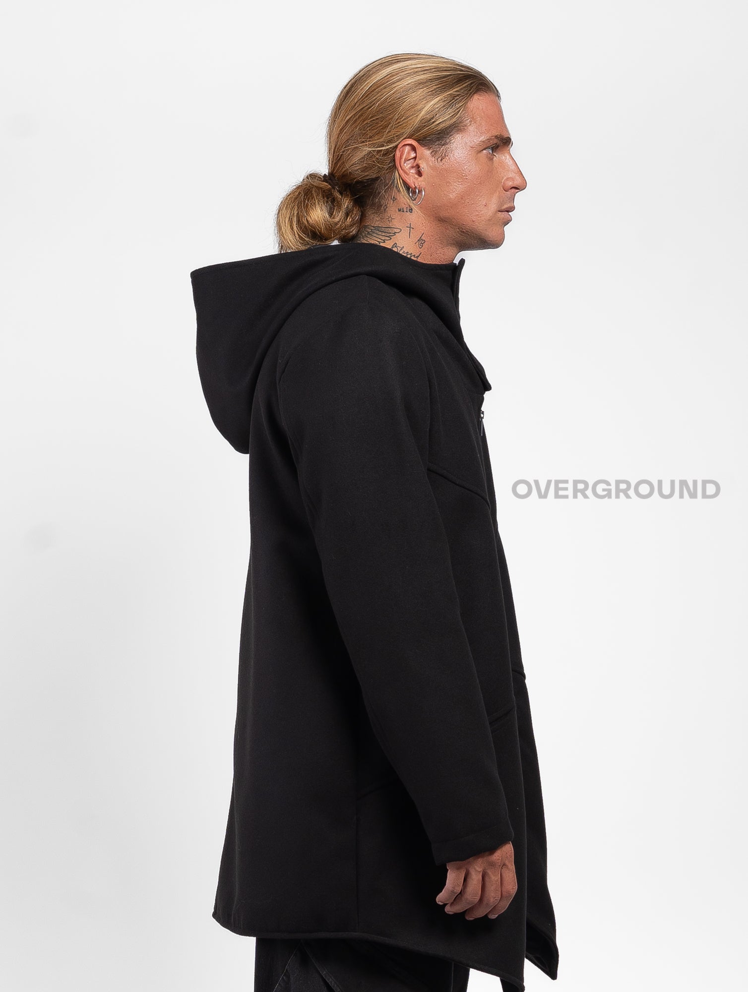 Giaccone asimmetrico con cappuccio e cerniera e bottoni - OVERGROUND STORE