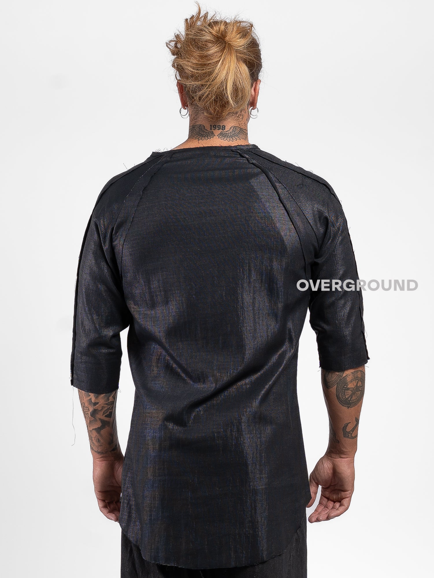 Maglia asimmetrica con bottoni - OVERGROUND STORE