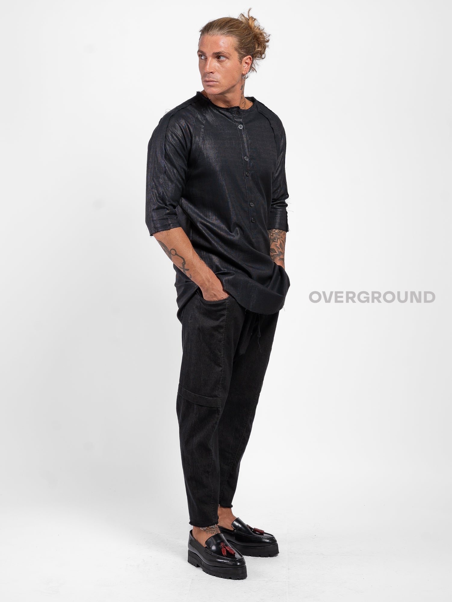 Maglia asimmetrica con bottoni - OVERGROUND STORE