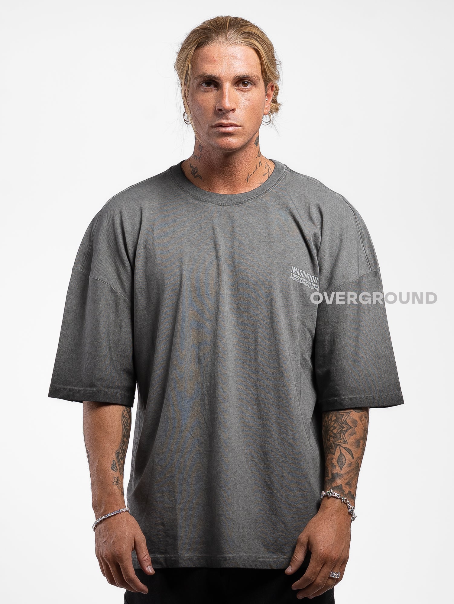 T- SHIRT OVER CON MANICHE LARGHE - OVERGROUND STORE