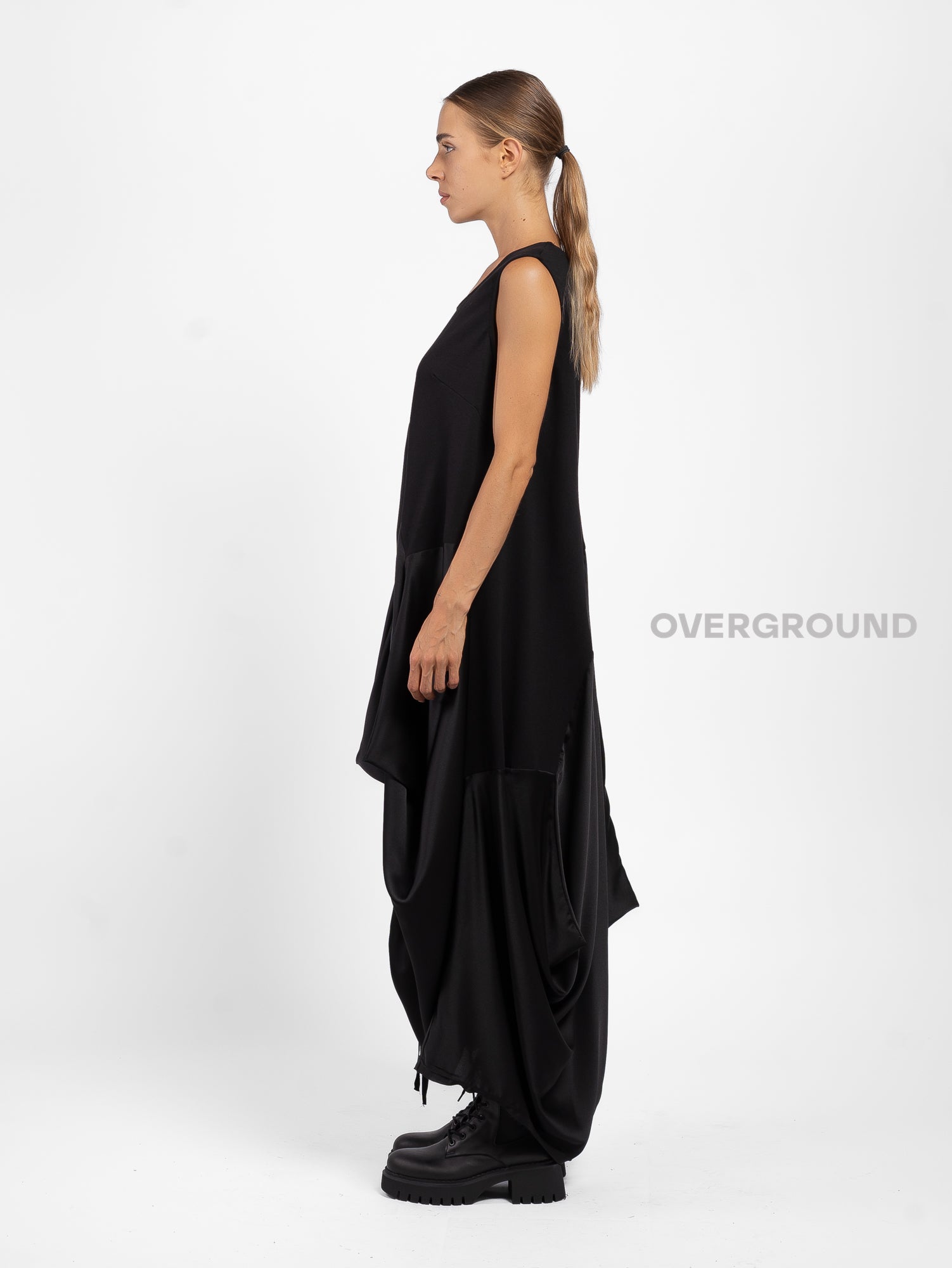 ABITO SMANICATO CON RIPRESA DAVANTI - OVERGROUND STORE