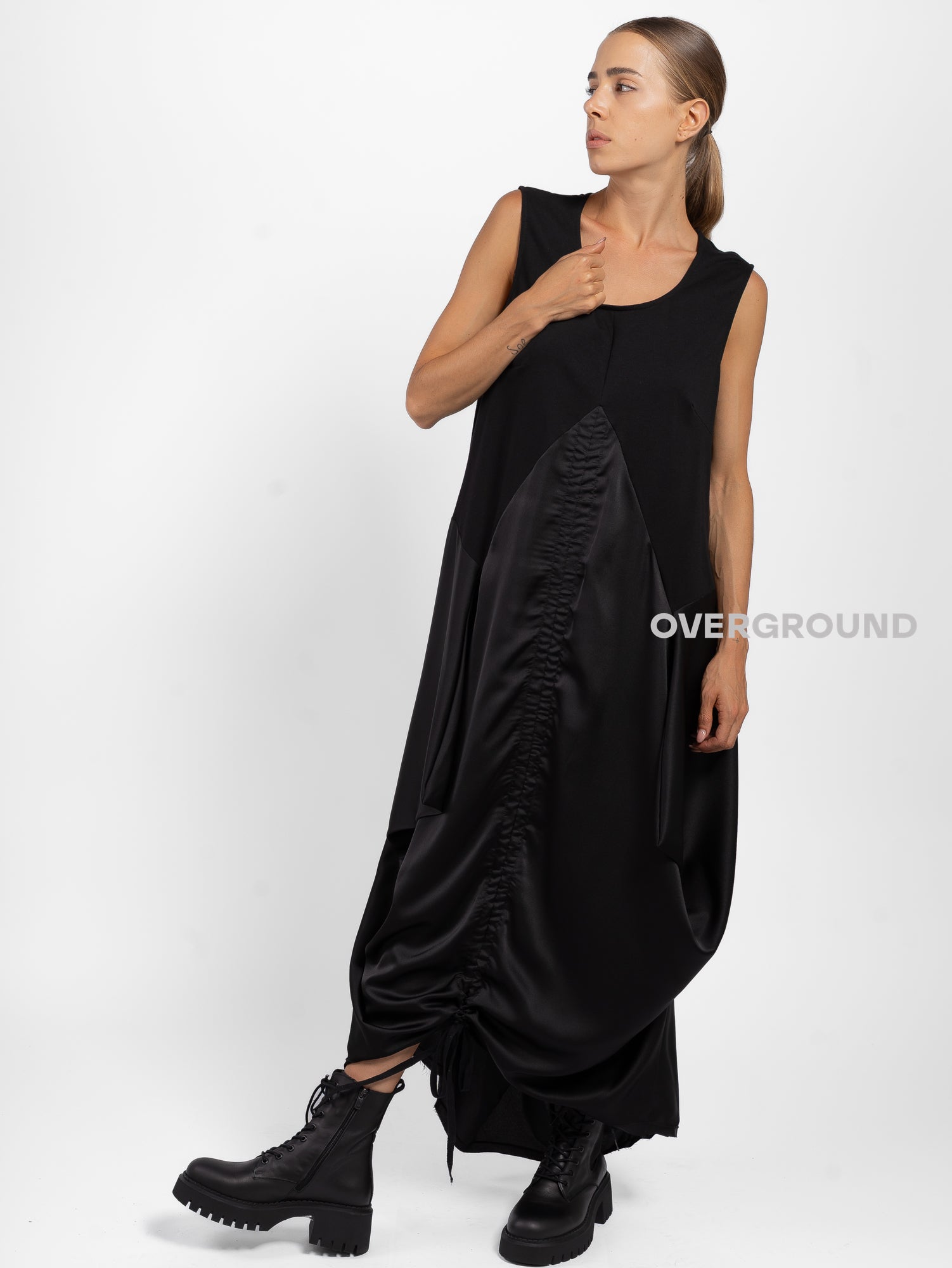 ABITO SMANICATO CON RIPRESA DAVANTI - OVERGROUND STORE