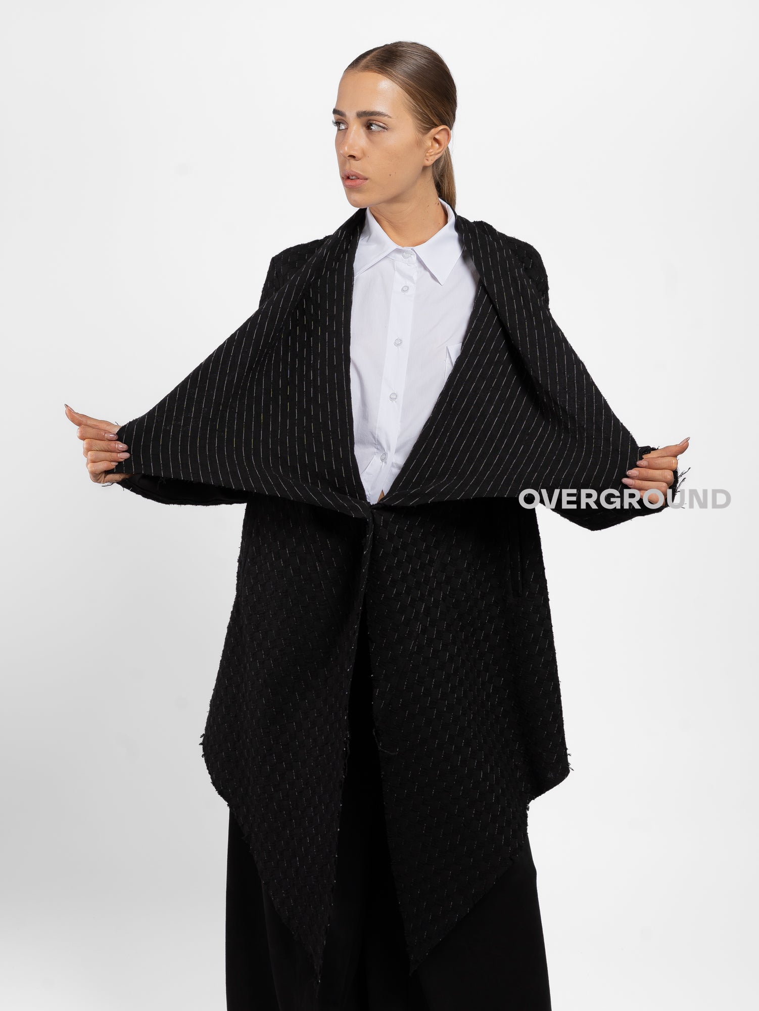 SPOLVERINO OVER ASIMMETRICO TESSUTO LAVORATO - OVERGROUND STORE