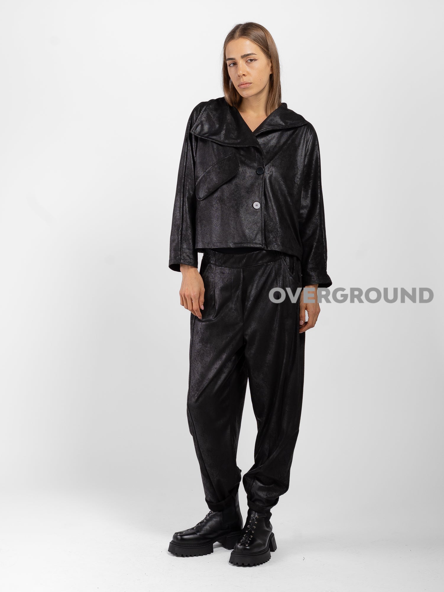 Giacca corta in ecopelle