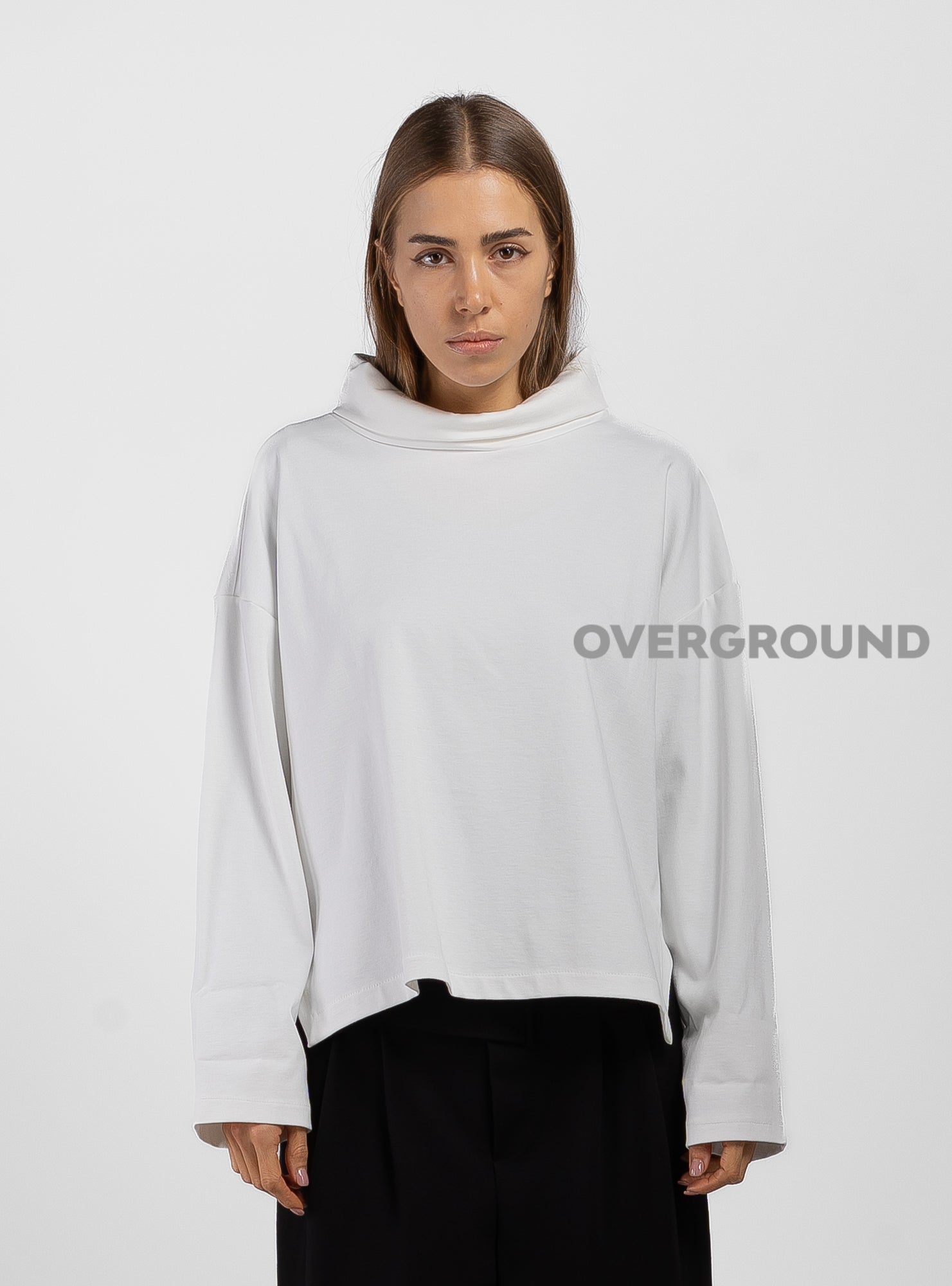 blusa over collo a barca