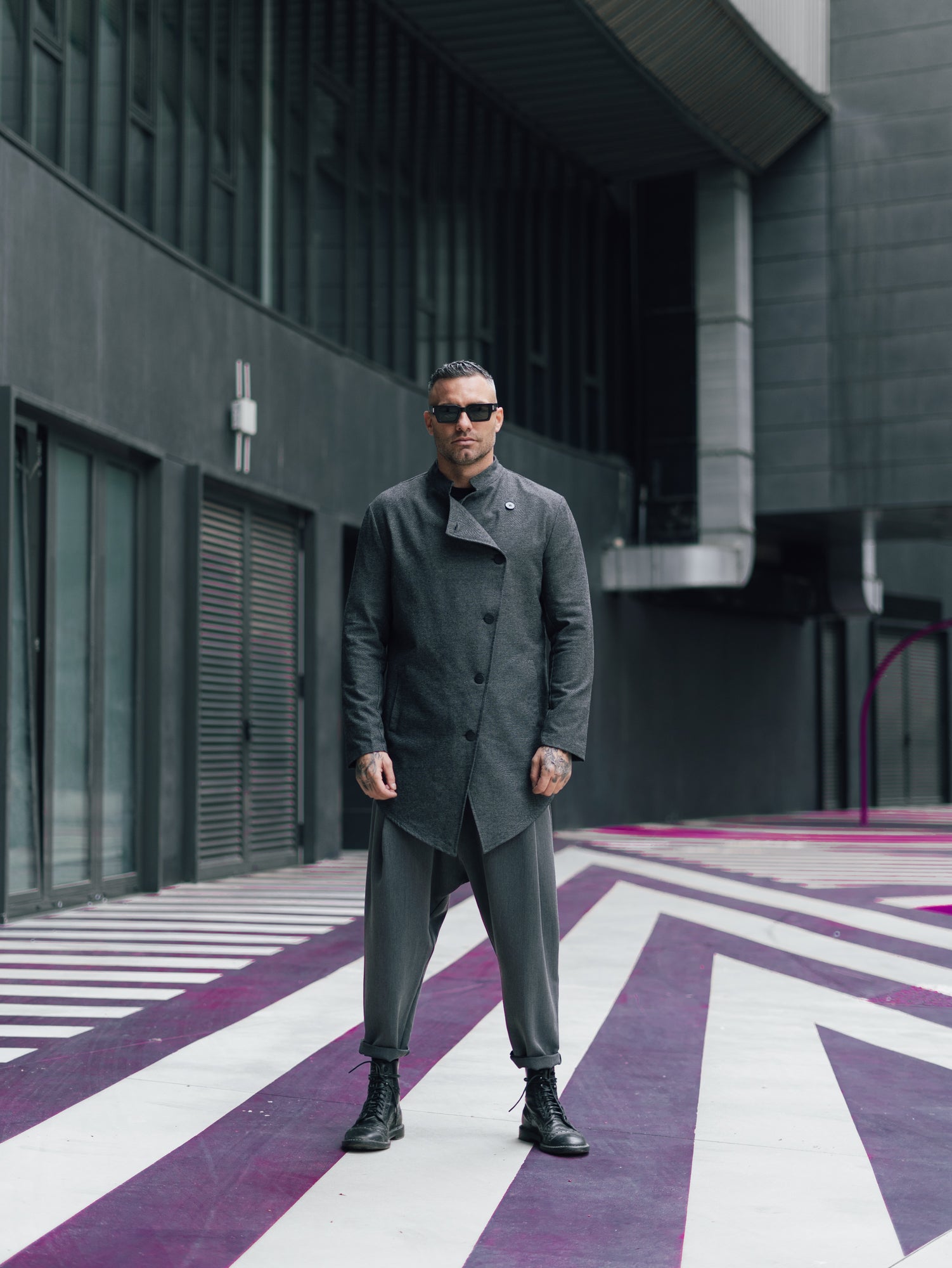 GIACCA CON ABBOTTONATURA TRASVERSALE - OVERGROUND STORE