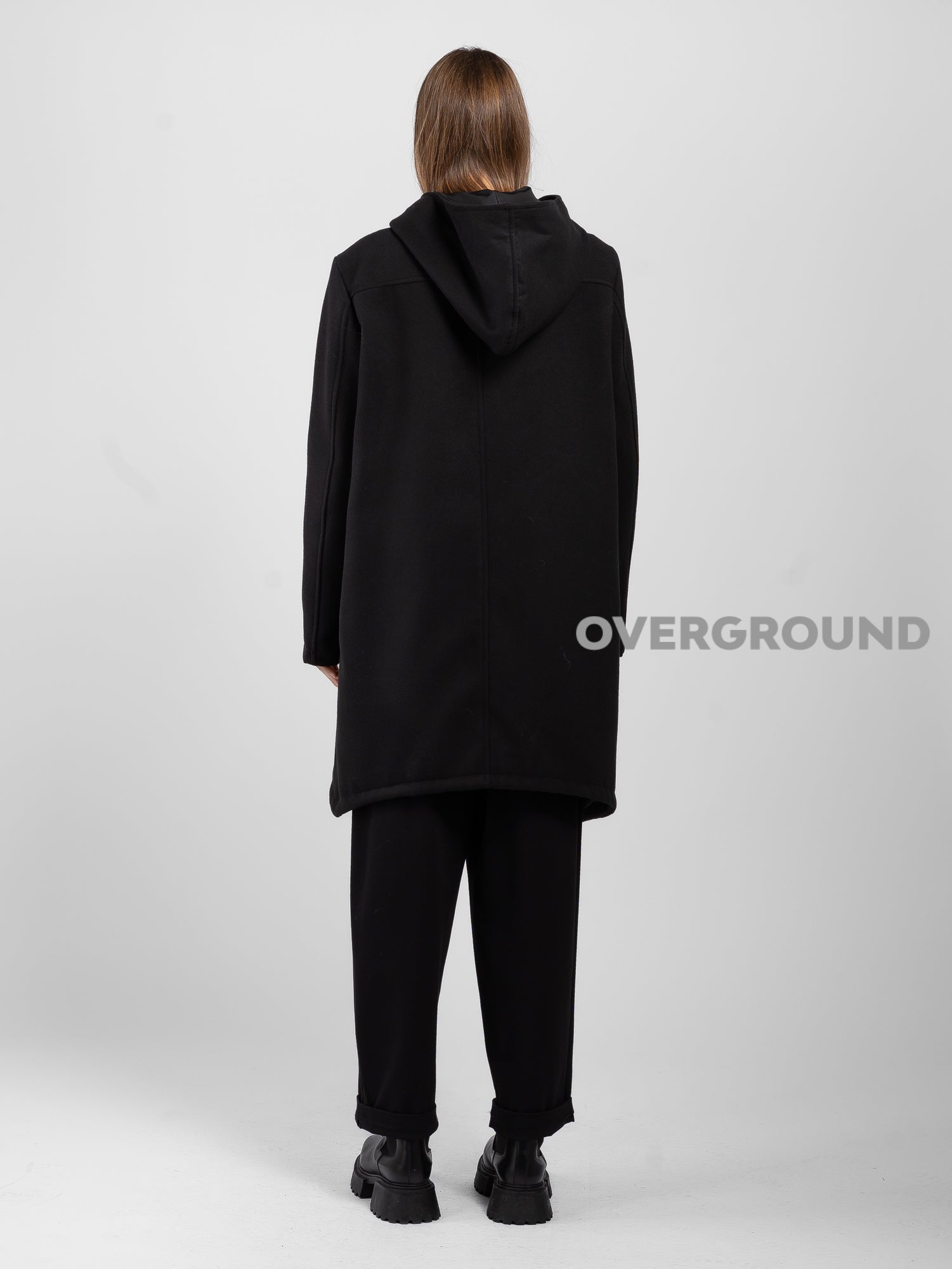 Giaccone con cerniera trasversale e bottone a chiudere Z