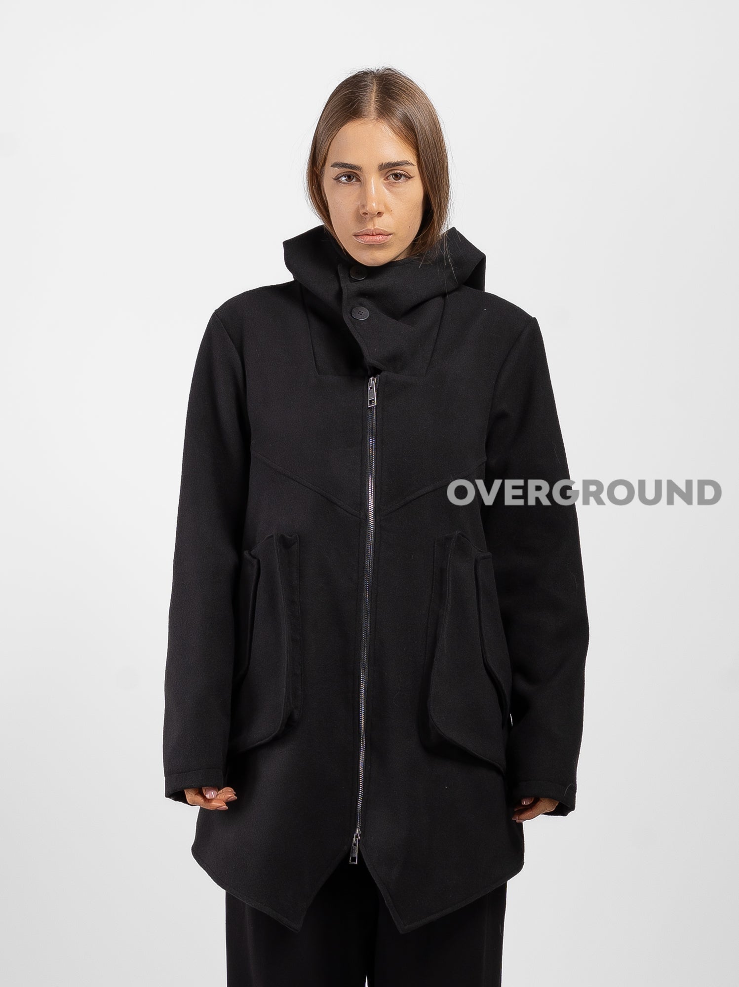 JACKET WITH TWO BUTTONS AND FRONT POCKETS