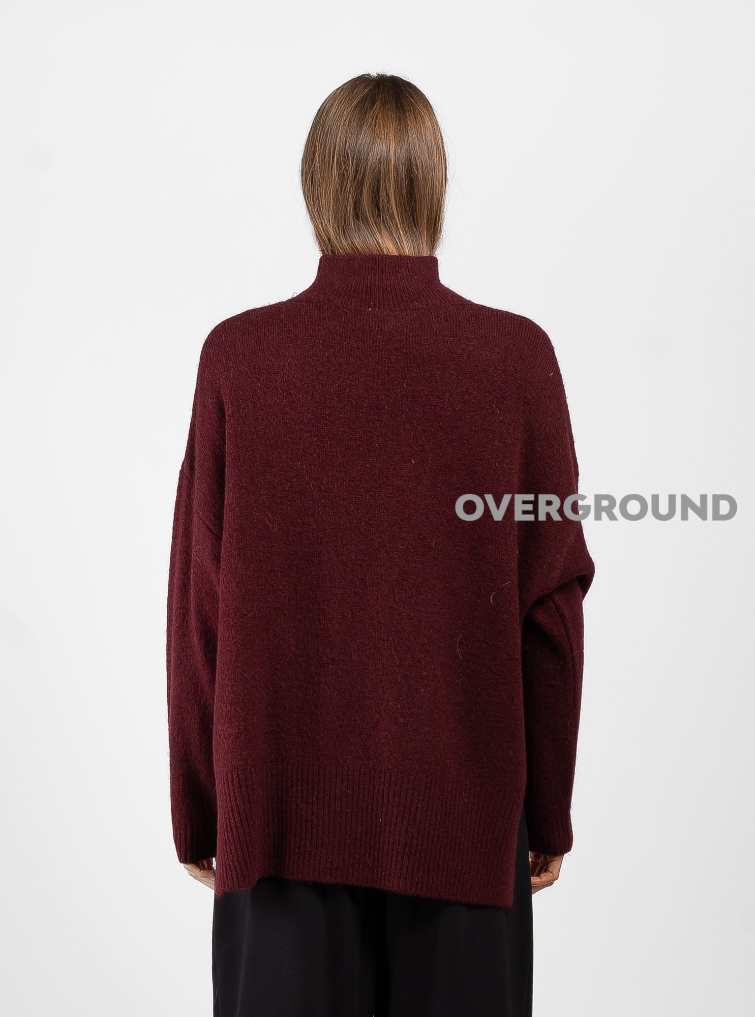 OVERSIZED LOW NECK SWEATER