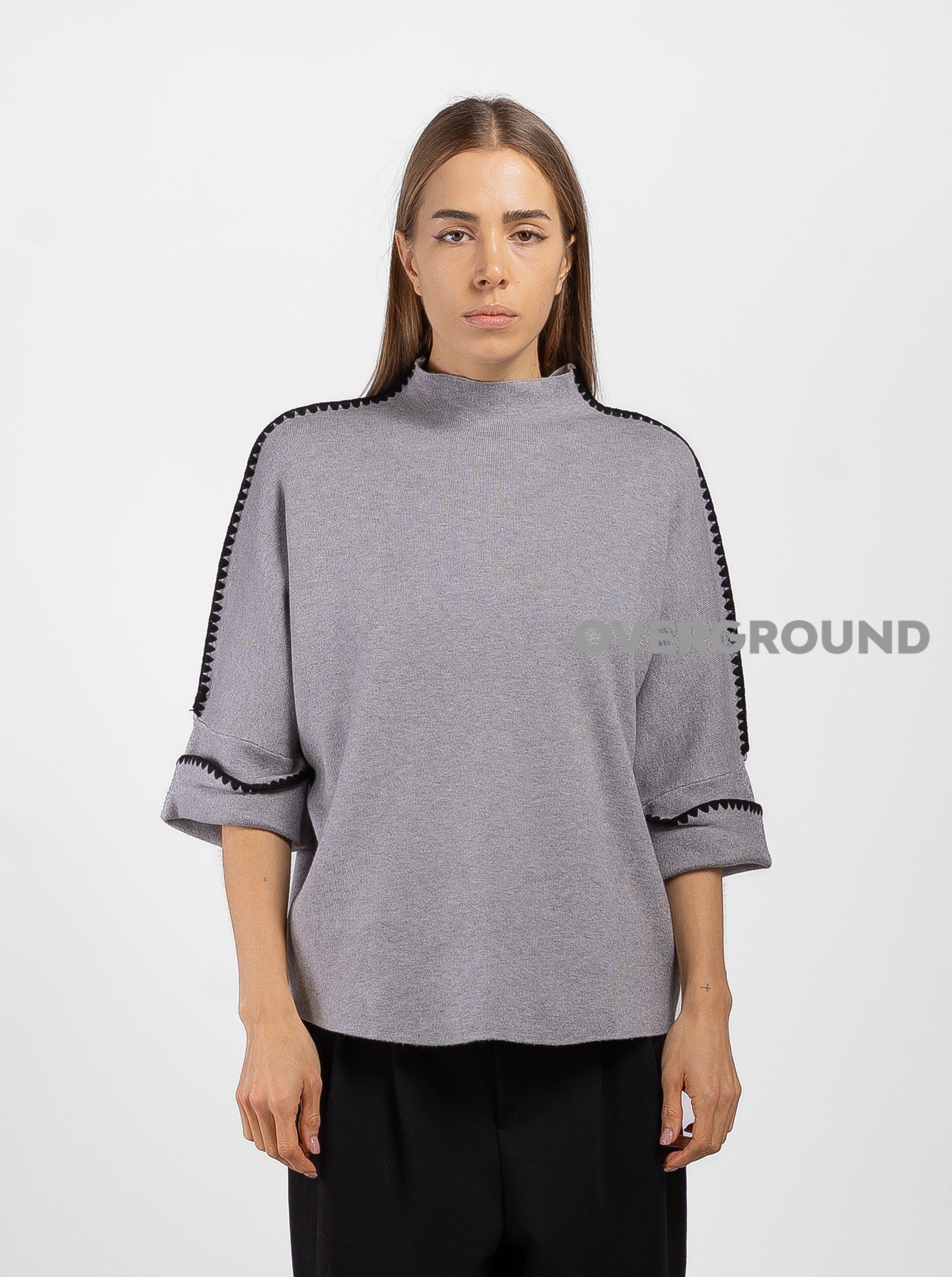 MAGLIONE CON RICAMO SULLA SPALLA - OVERGROUND STORE