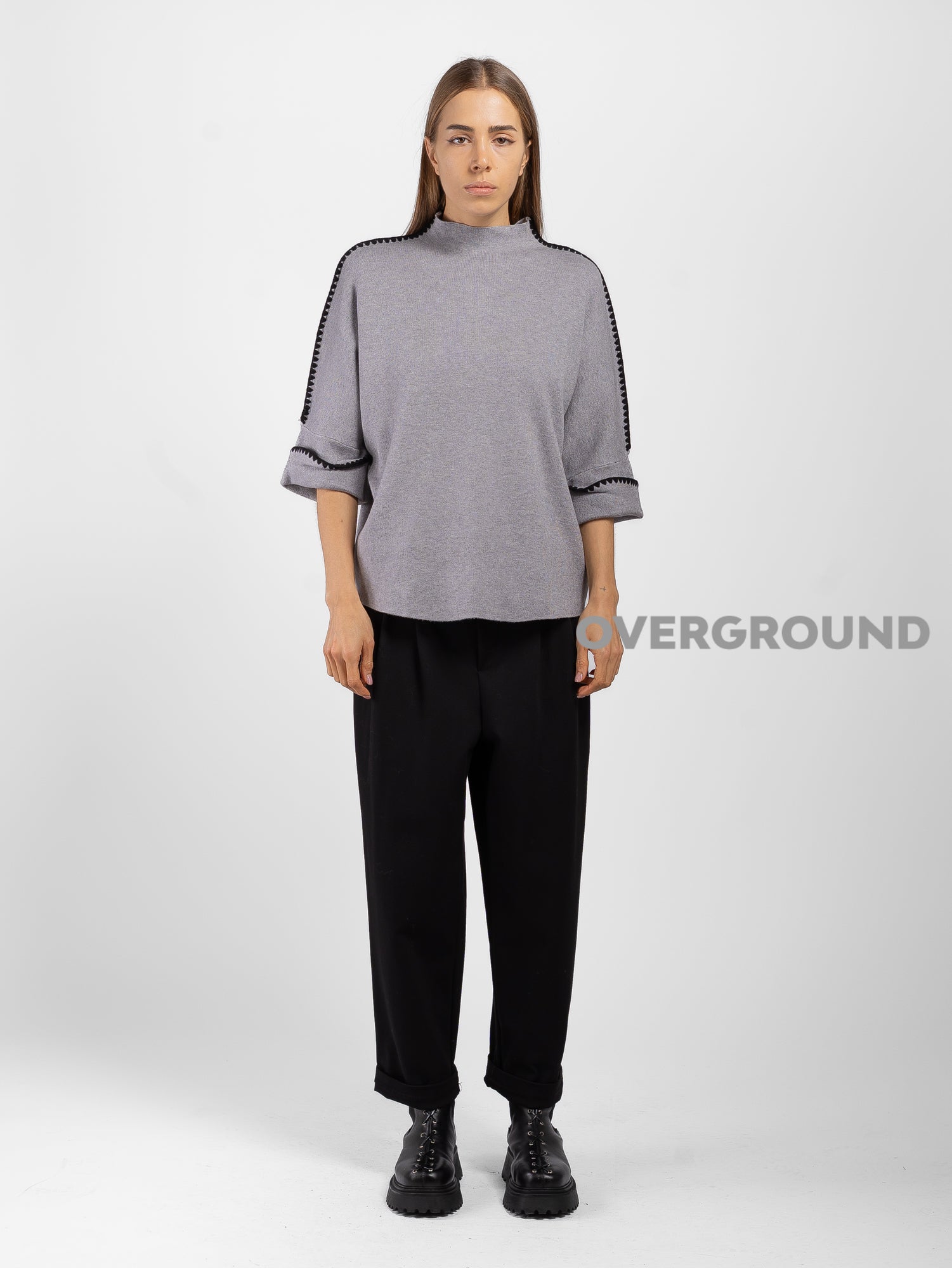 MAGLIONE CON RICAMO SULLA SPALLA - OVERGROUND STORE