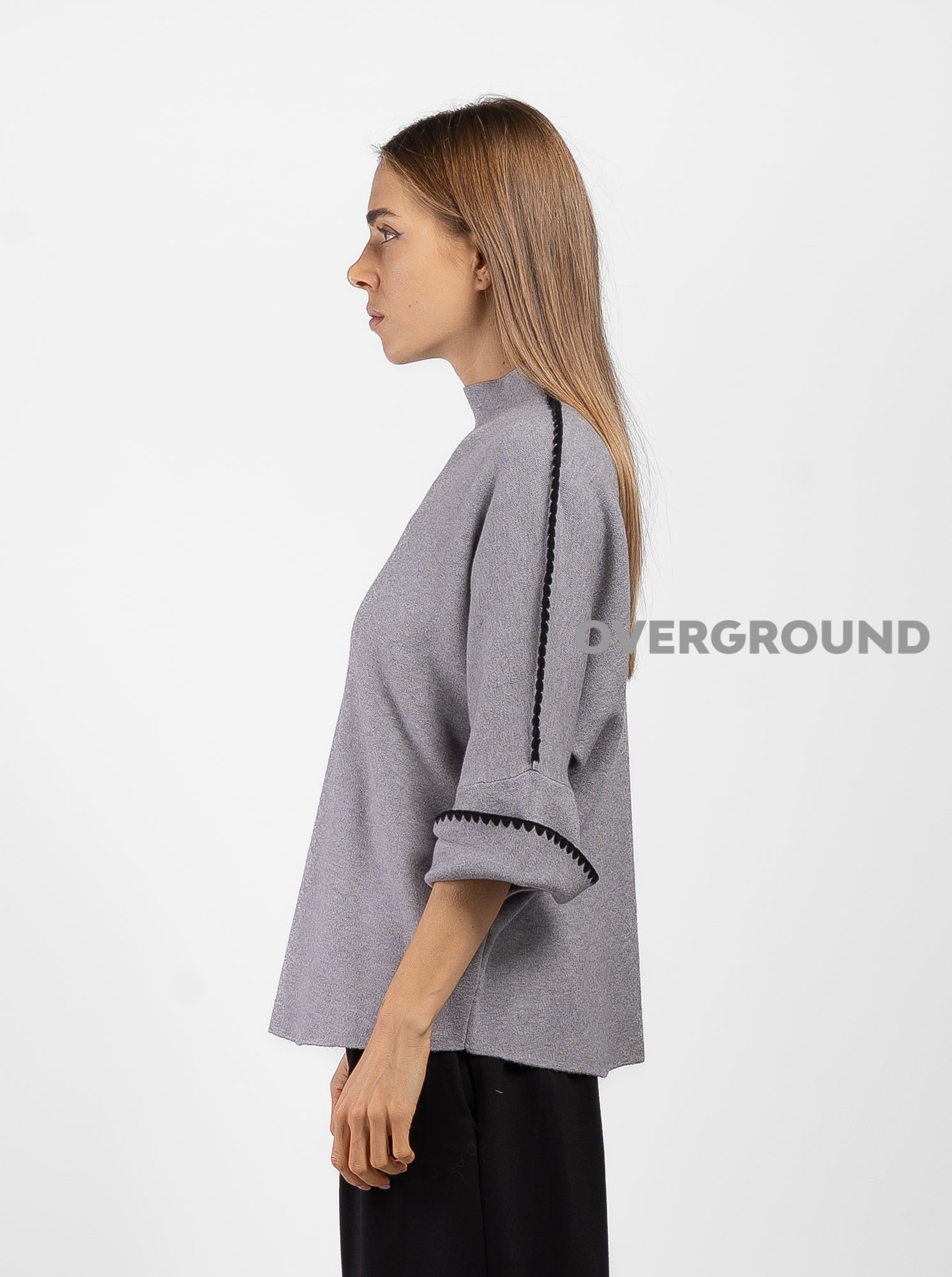 MAGLIONE CON RICAMO SULLA SPALLA - OVERGROUND STORE