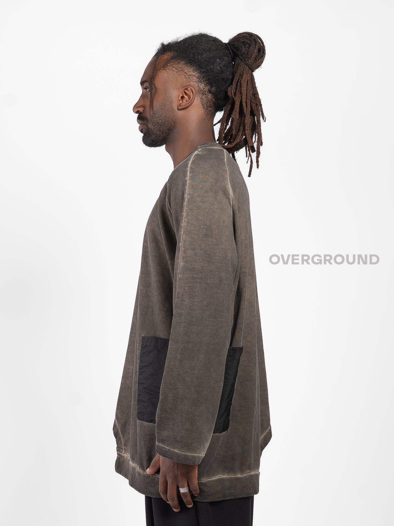 OVERSIZED SWEATER WITH SPLIT AND SIDE POCKET
