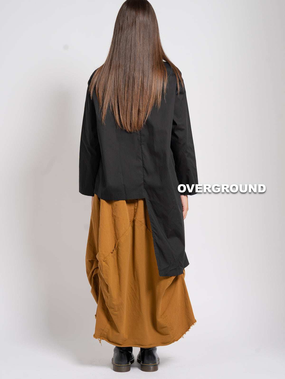 CAMICIA OVER ASIMMETRICA CON CUCITURE DAVANTI