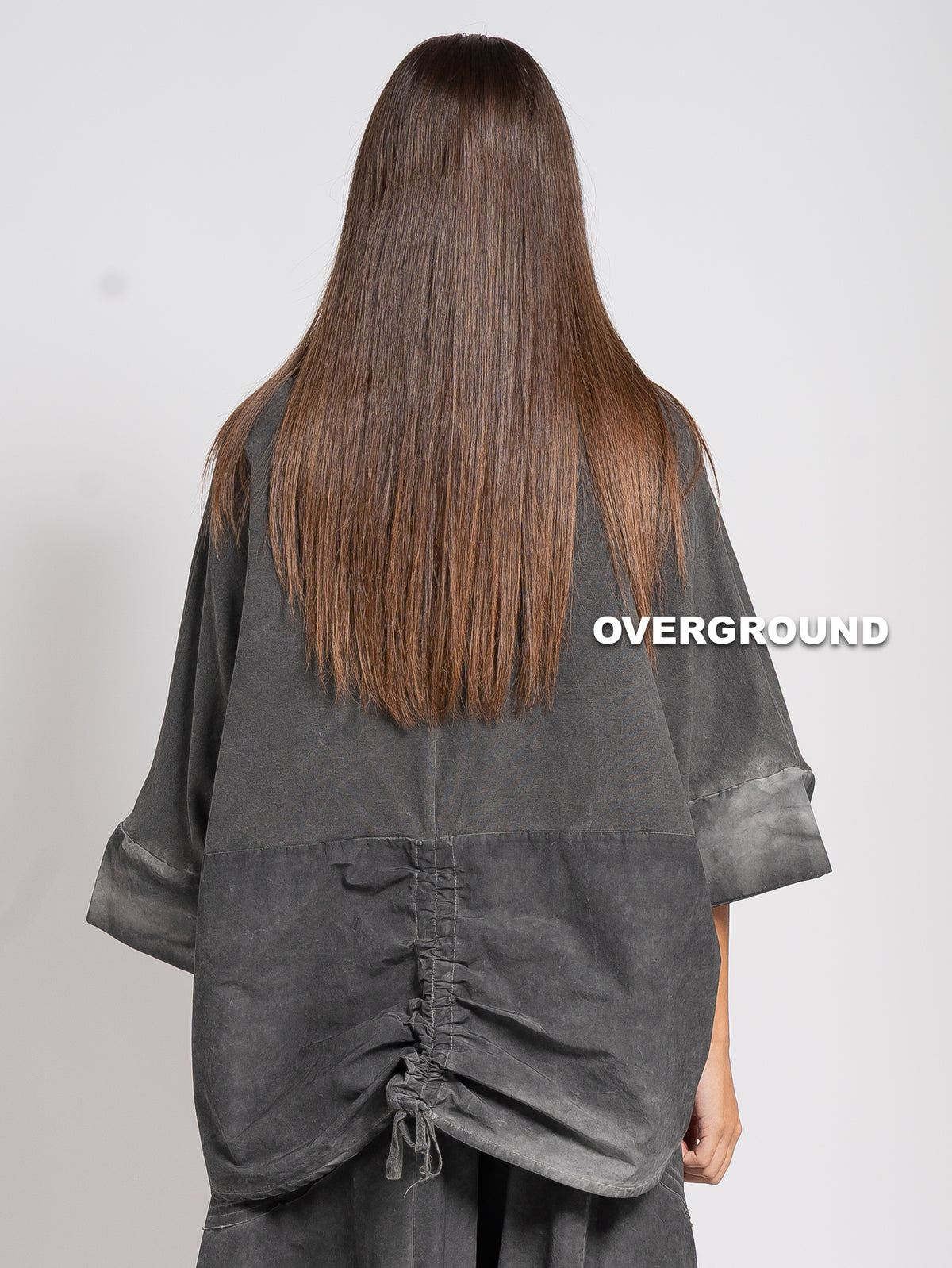 MAGLIA OVER DOPPIO TESSUTO CON TASCHE DAVANTI