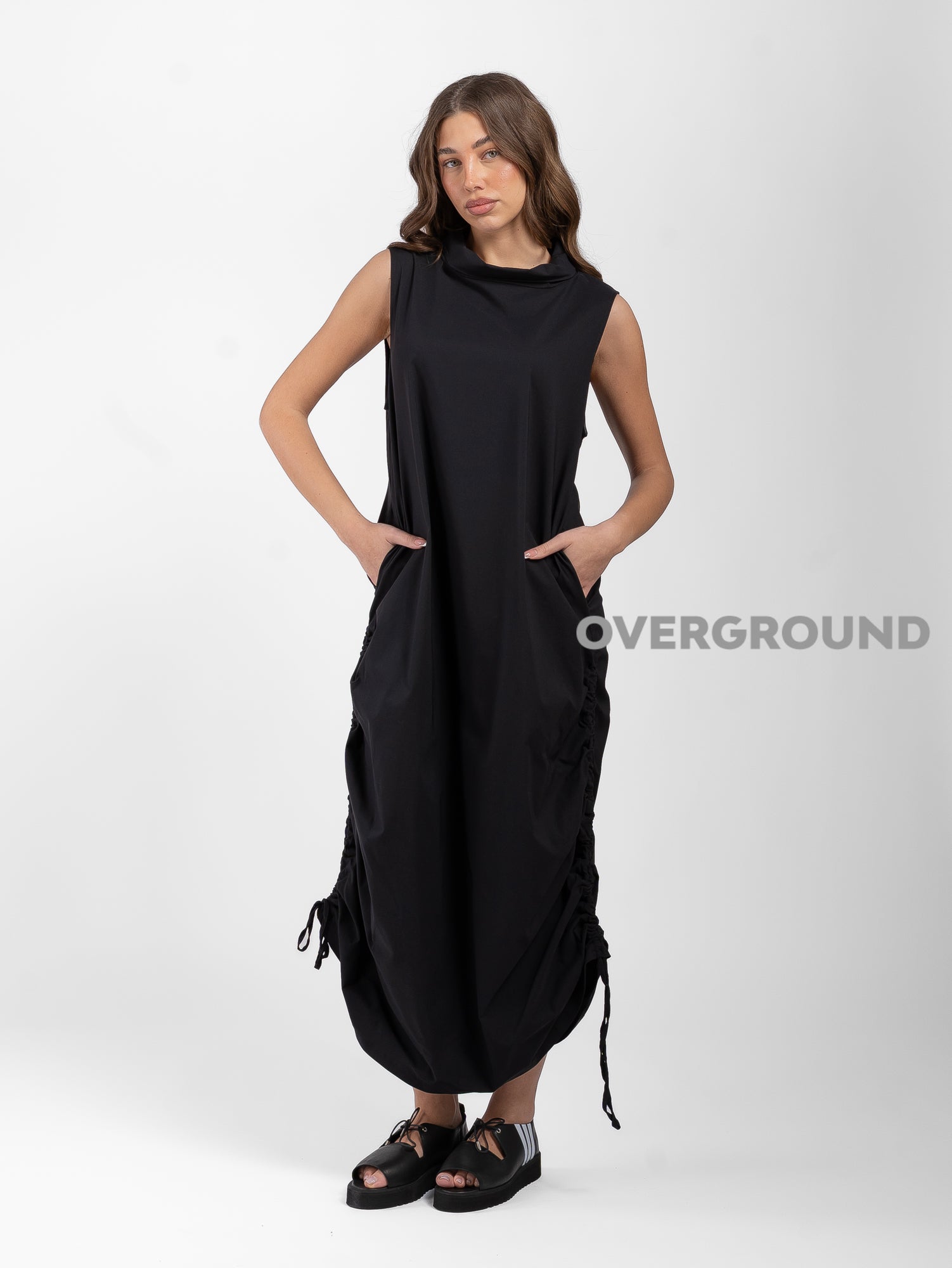 ABITO SMANICATO CON RIPRESE LATERALI - OVERGROUND STORE