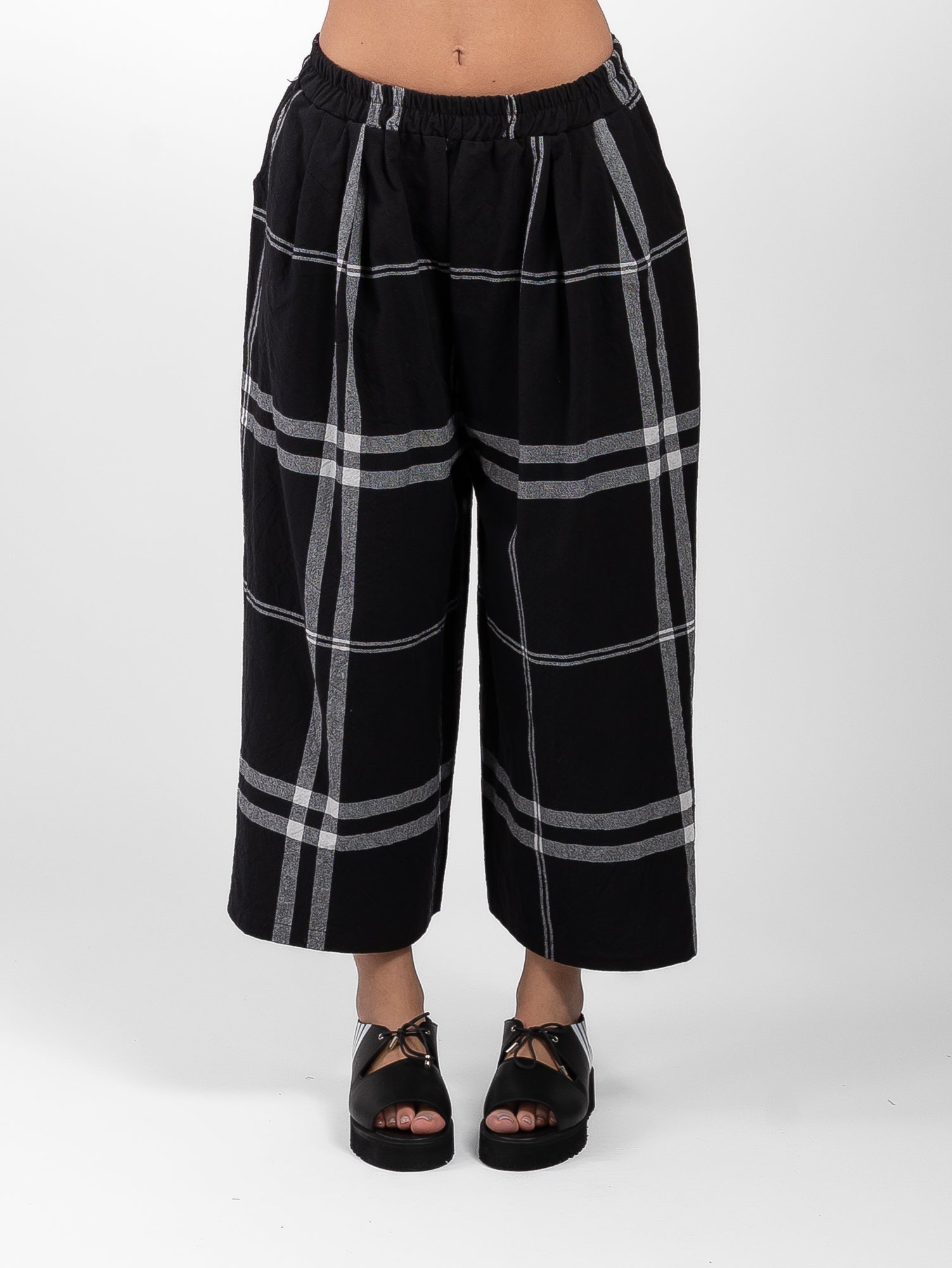 PANTALONE GAMBULE LARGO CON FANTASIA A QUADRI - OVERGROUND STORE