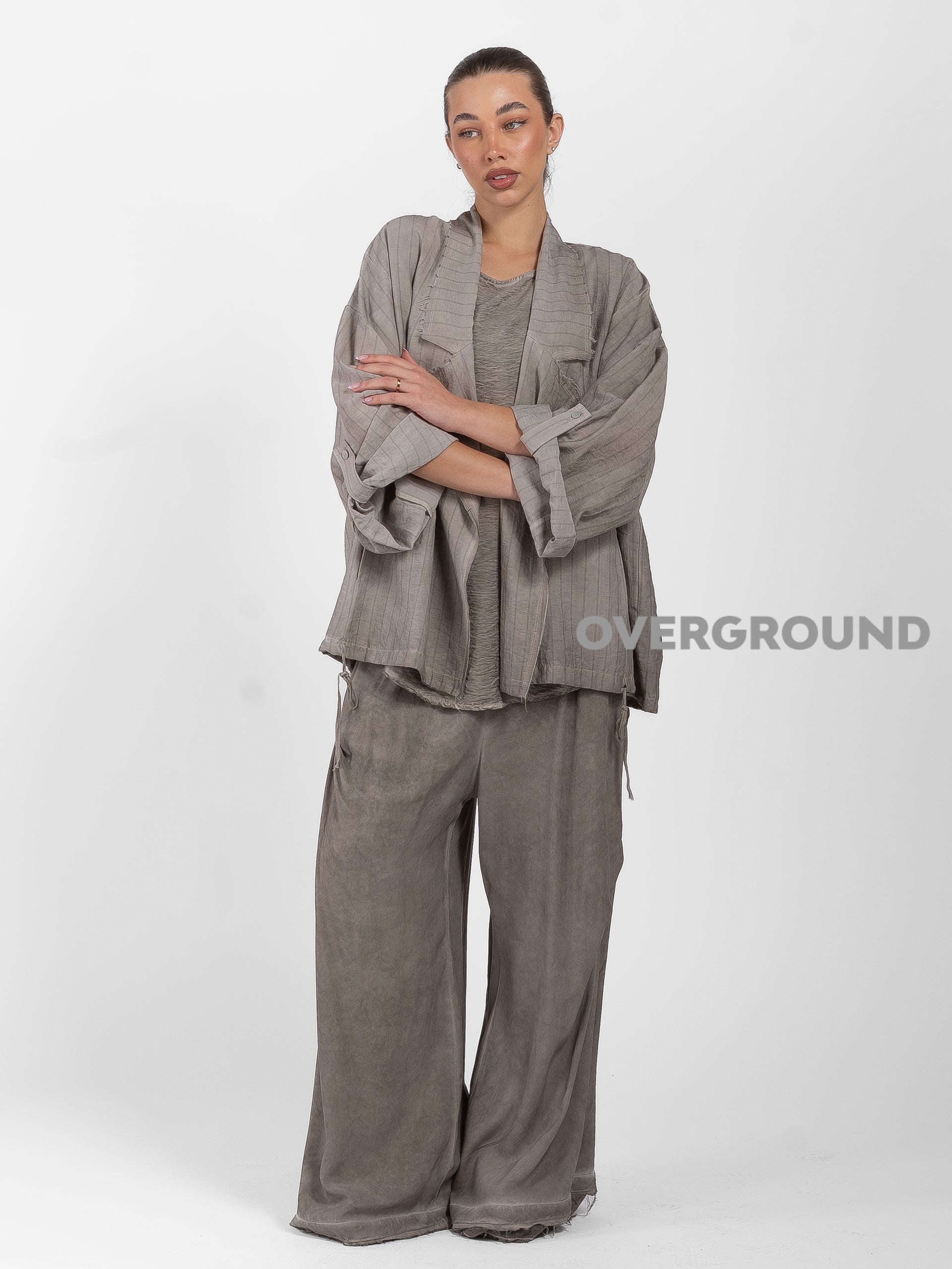 PANTALONE OVER CON GAMBULE LARGO E RIPRESA AL GINOCCHIO - OVERGROUND STORE