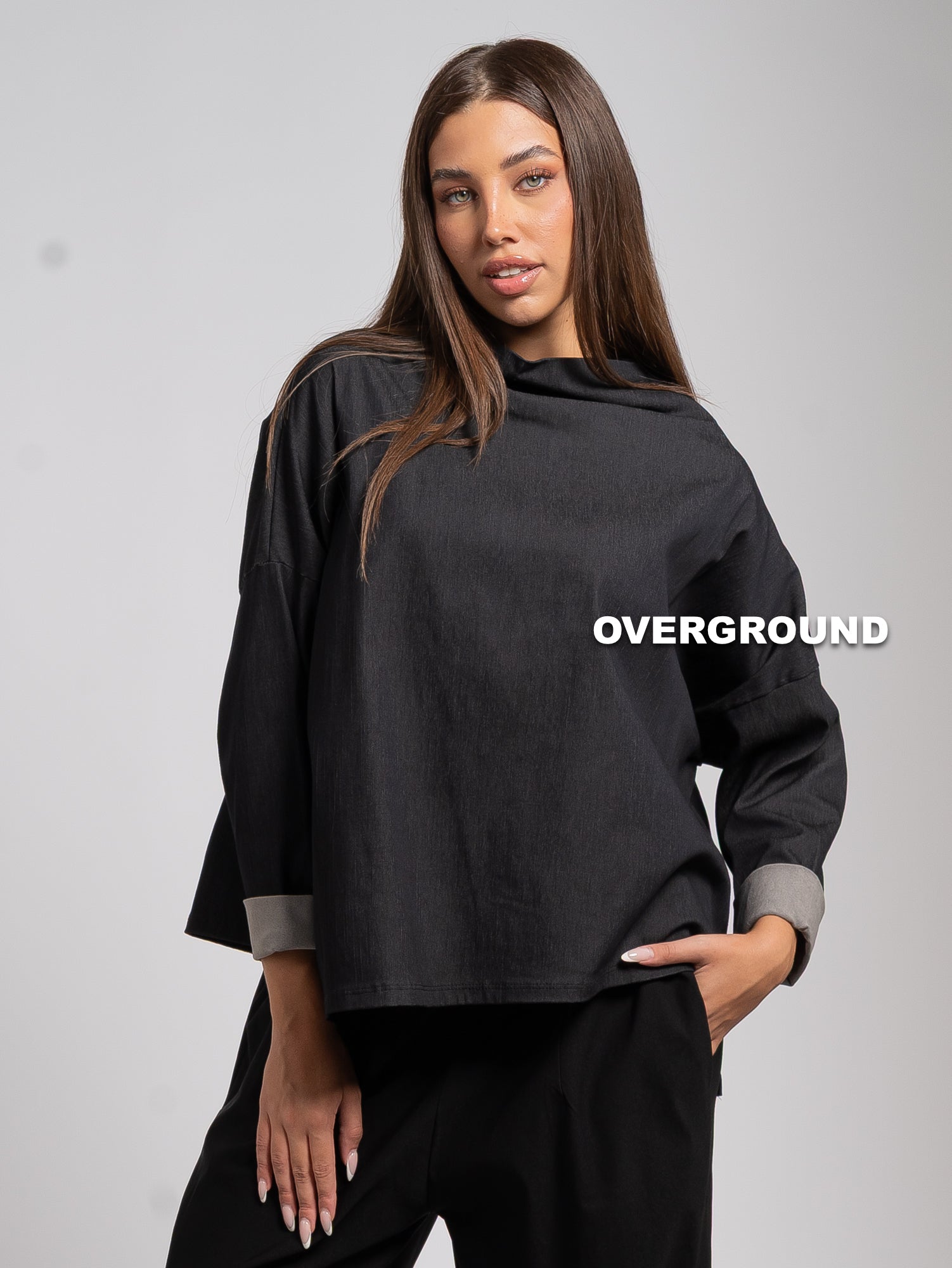 BLUSA CON COLLO ALTO EFFETTO JEANS