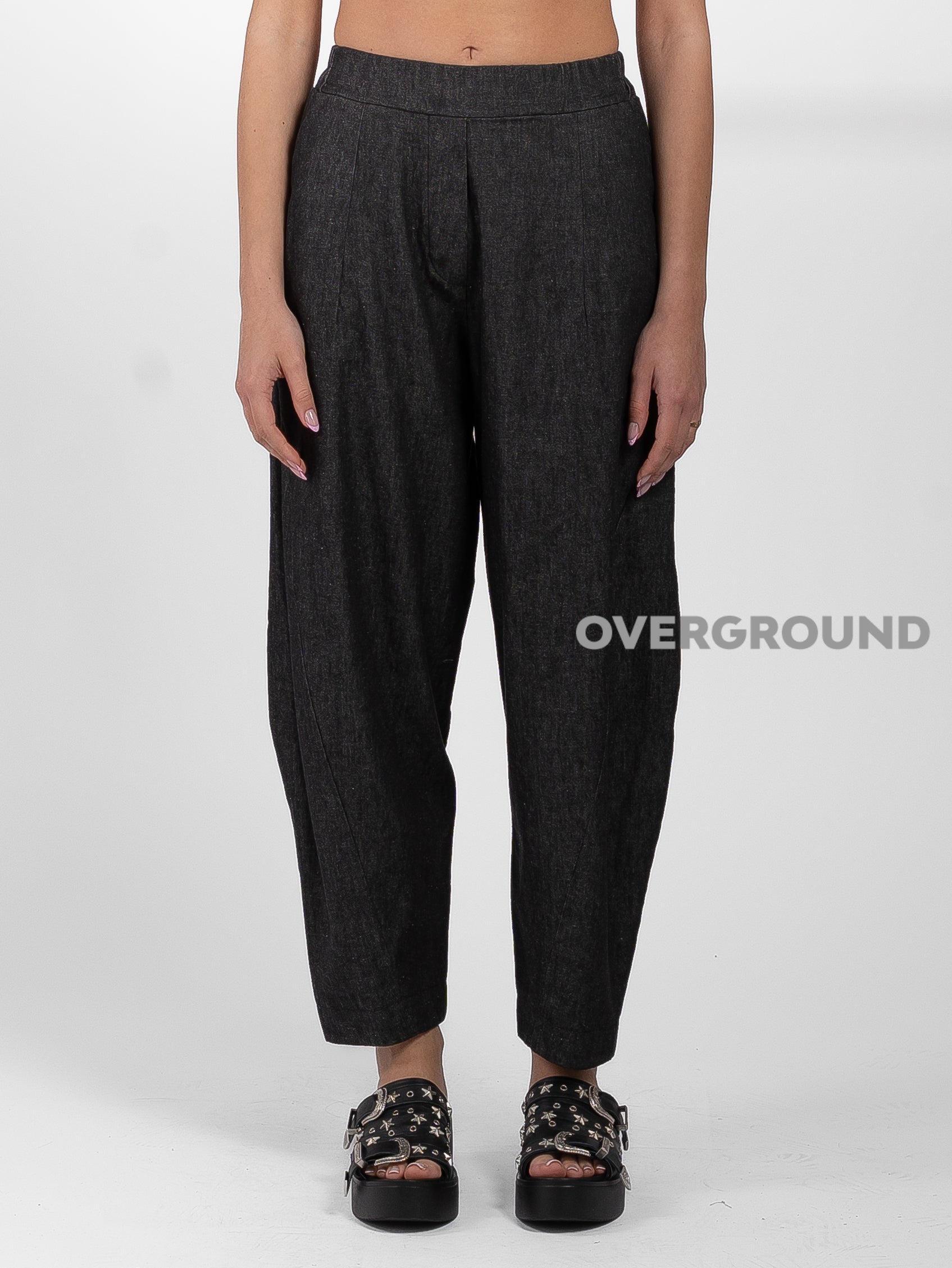 PANTALONE OVER CON CUCITURE SUL GAMBULE EFFETTO JEANS - OVERGROUND STORE